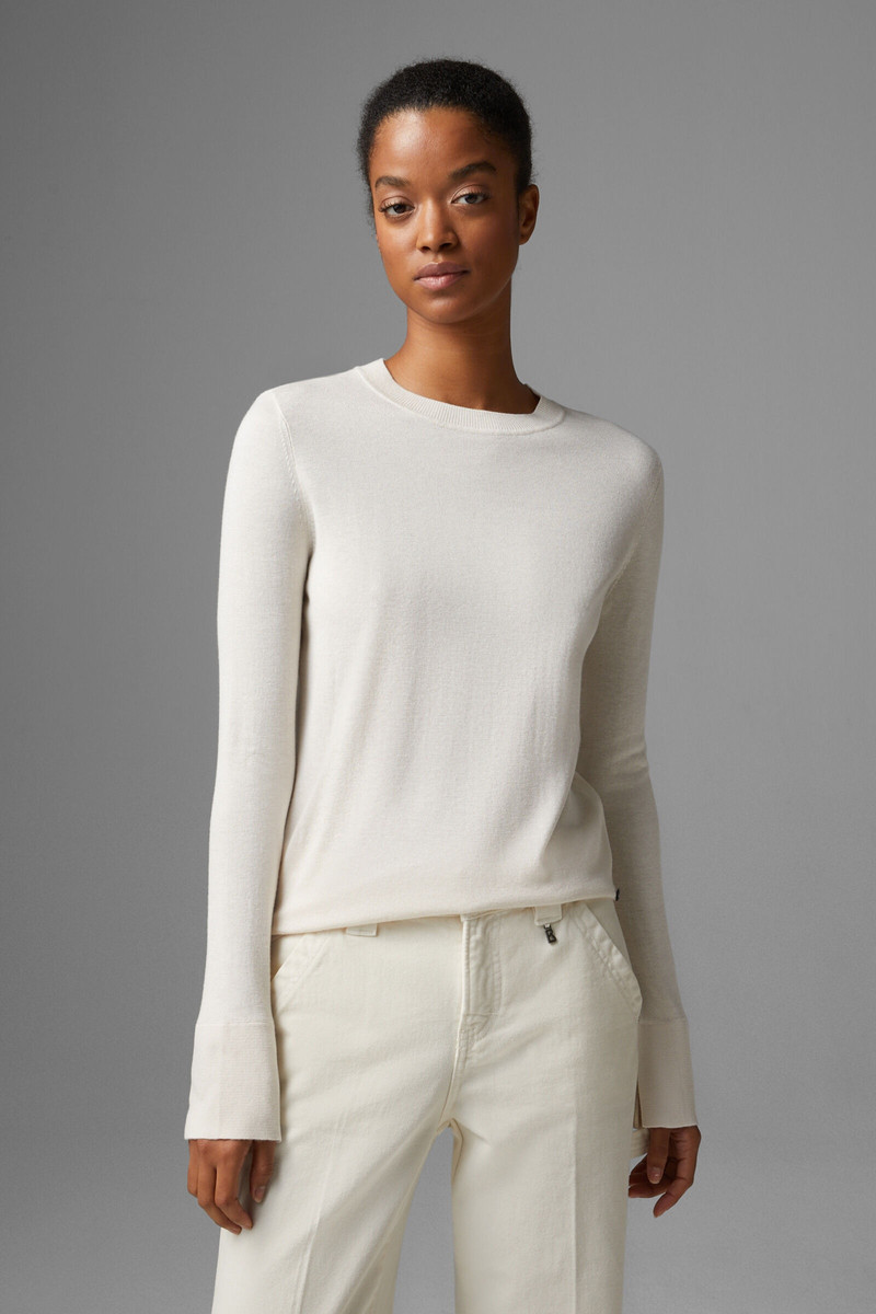 Ivana sweater in Off-white 2