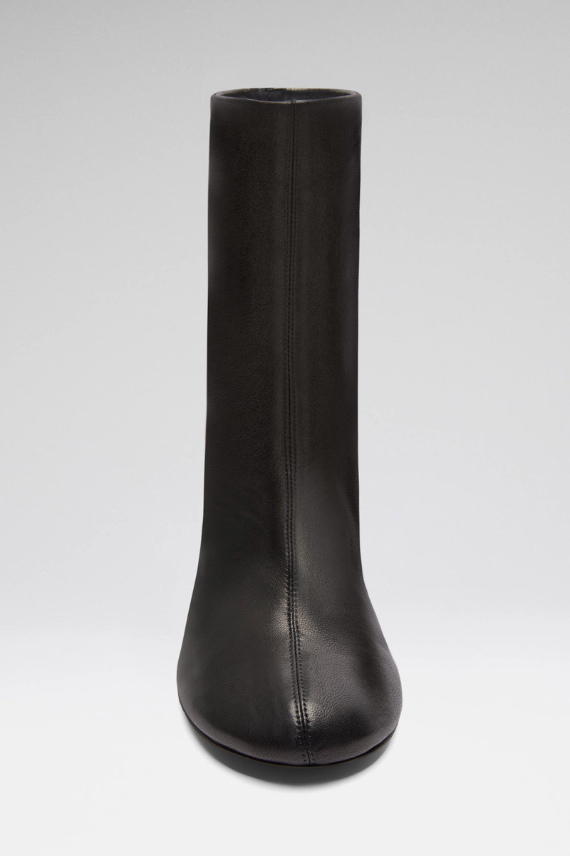 Amina Muaddi IRIS BOOTIE BLACK NAPPA outlook