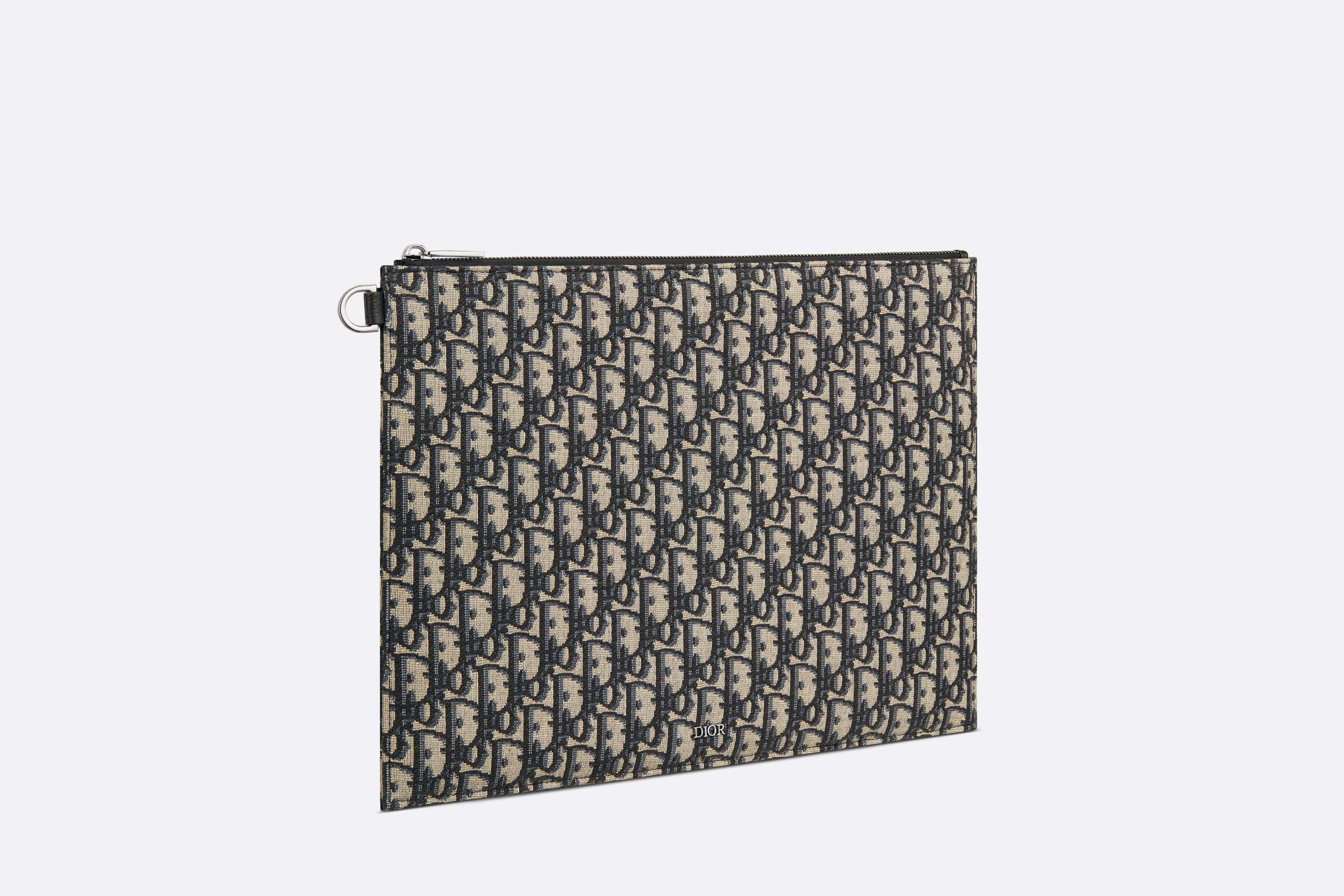 A4 Pouch - 3