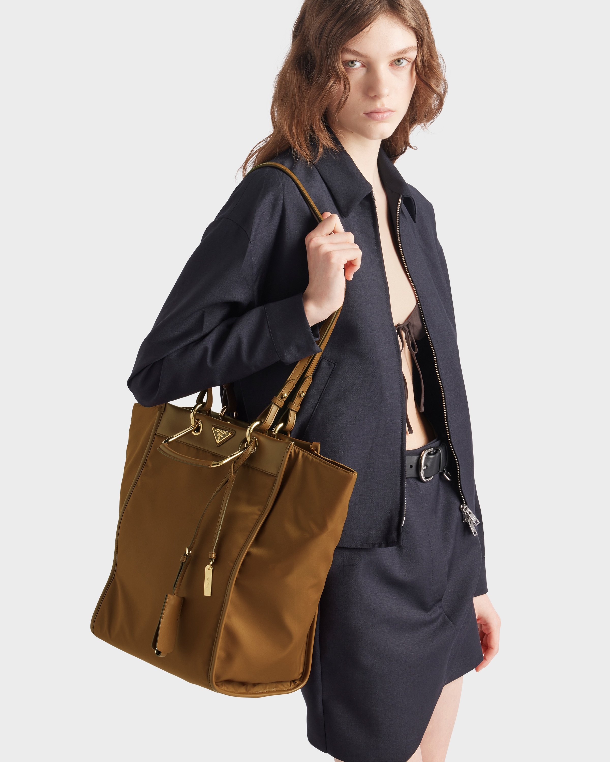 Large Re-Nylon and leather tote bag - 8