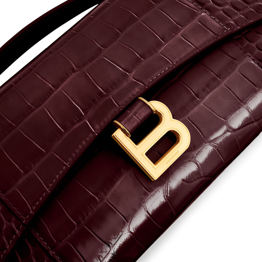 Women's Hourglass Pochette With Chain in Dark Burgundy - 6
