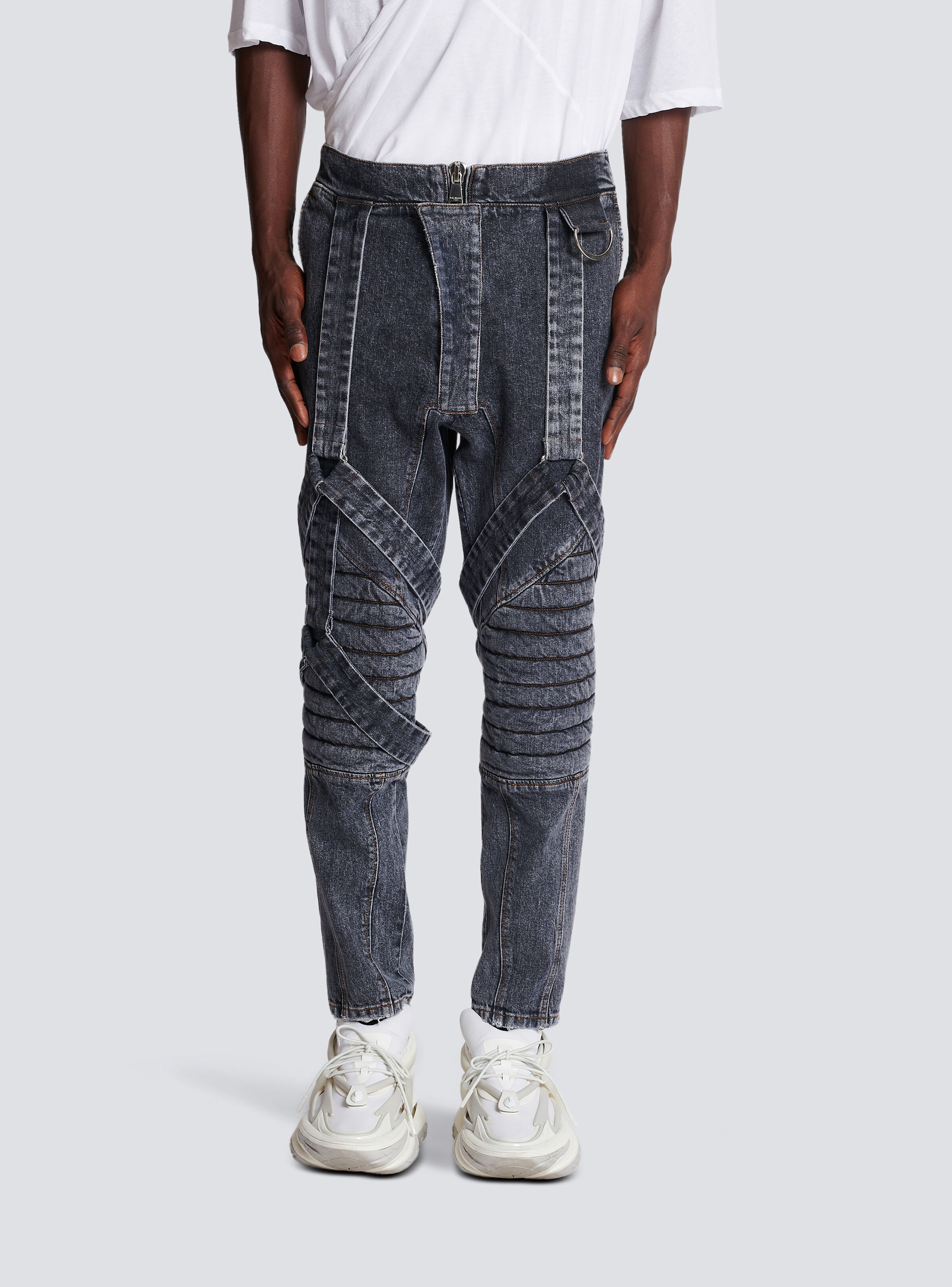 Cotton slim-fit jeans with straps - 5