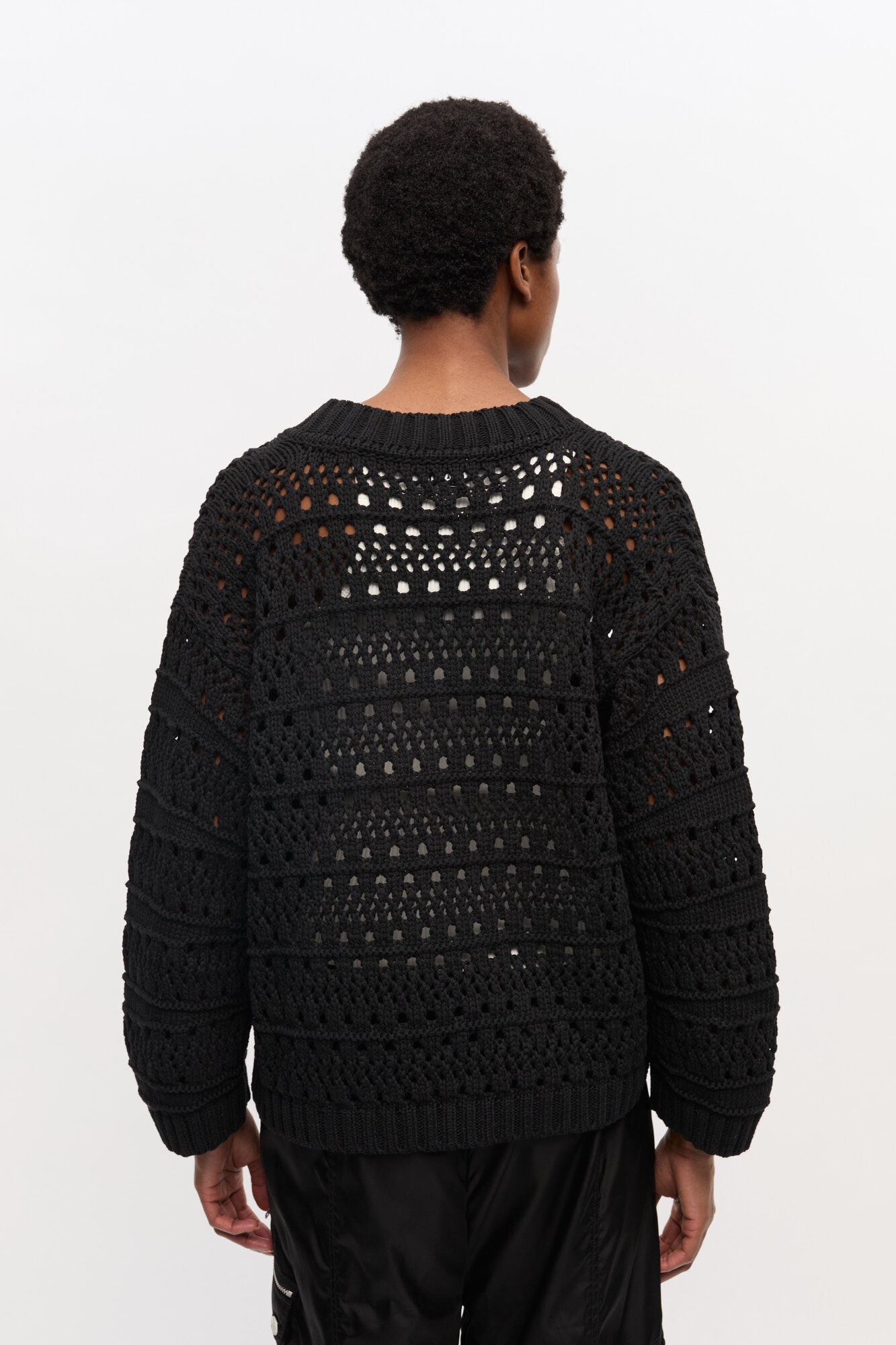 BLACK CROCHET V-NECK SWEATER - 4