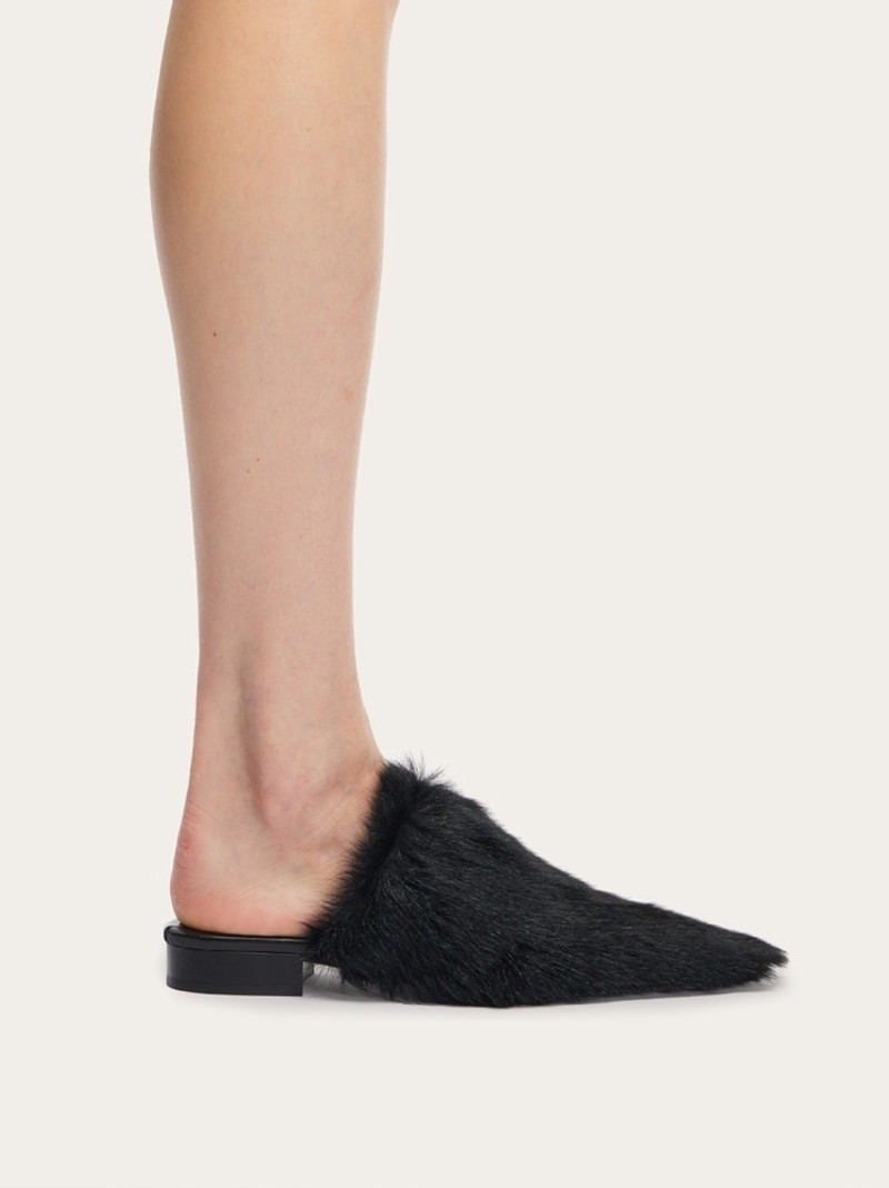 FERRAGAMO FUR SLIPPER outlook