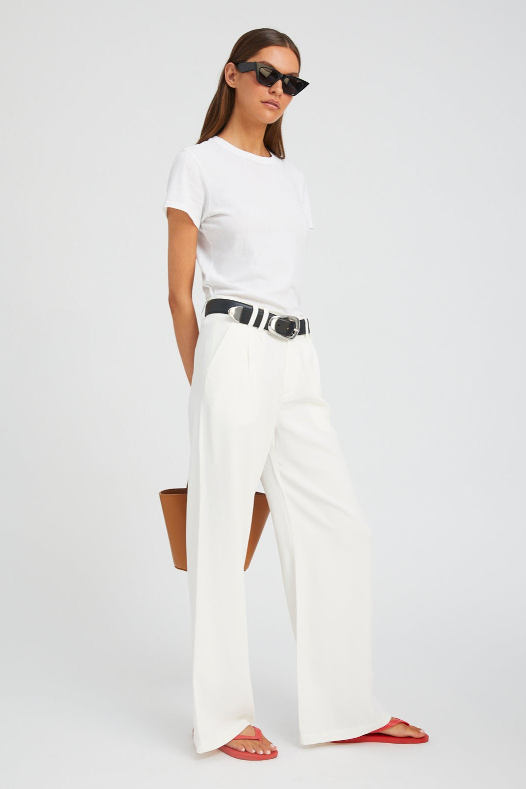 WHITE CREPE PLEATED TROUSERS - 4