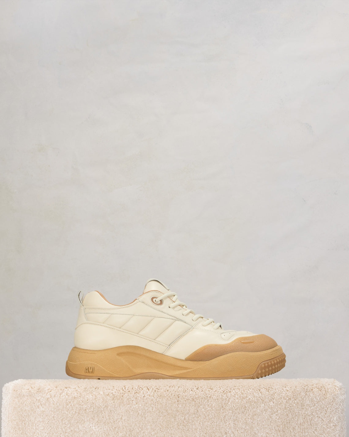 スニーカー Ami Low-Top Lace-Up Sneakers In Split Leather AMI Paris LOW TOP AMI SN1509 SNEAKERS | REVERSIBLE