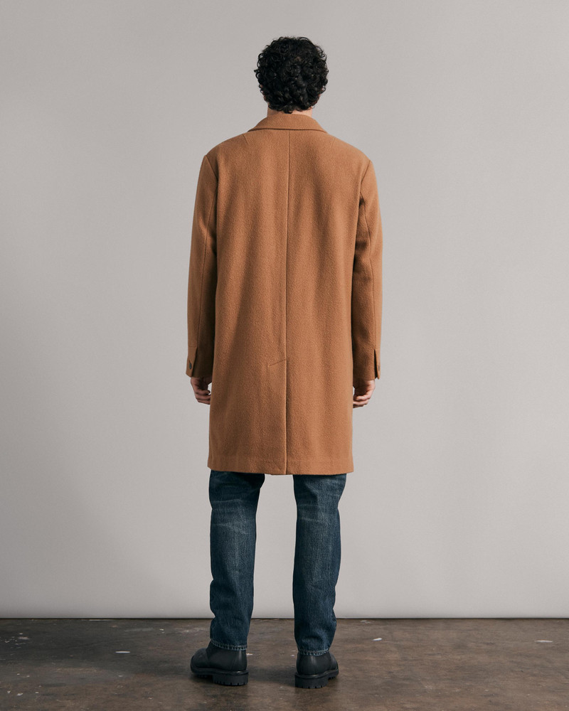 Blanket Wool Coat
Classic Fit Coat 4