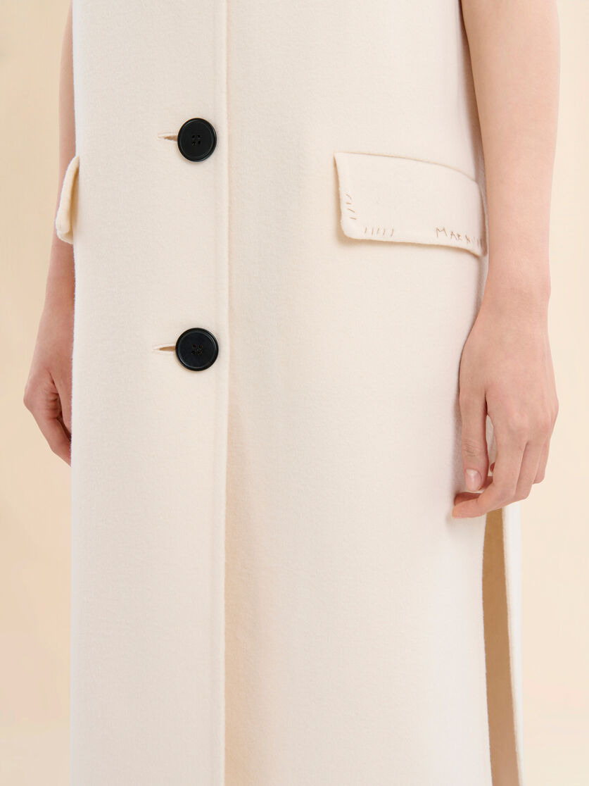 WHITE FELT SLEEVELESS JACKET - 5