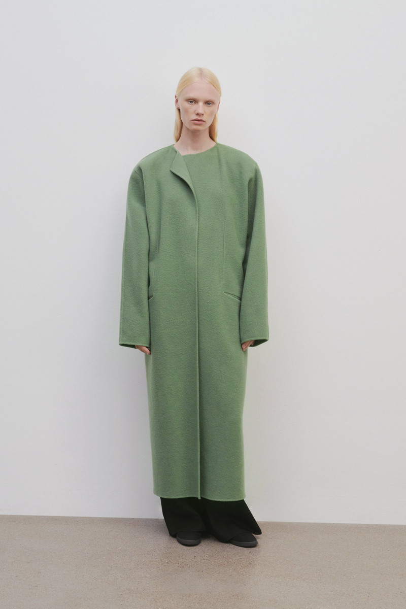 Priske Coat in Cashmere 3