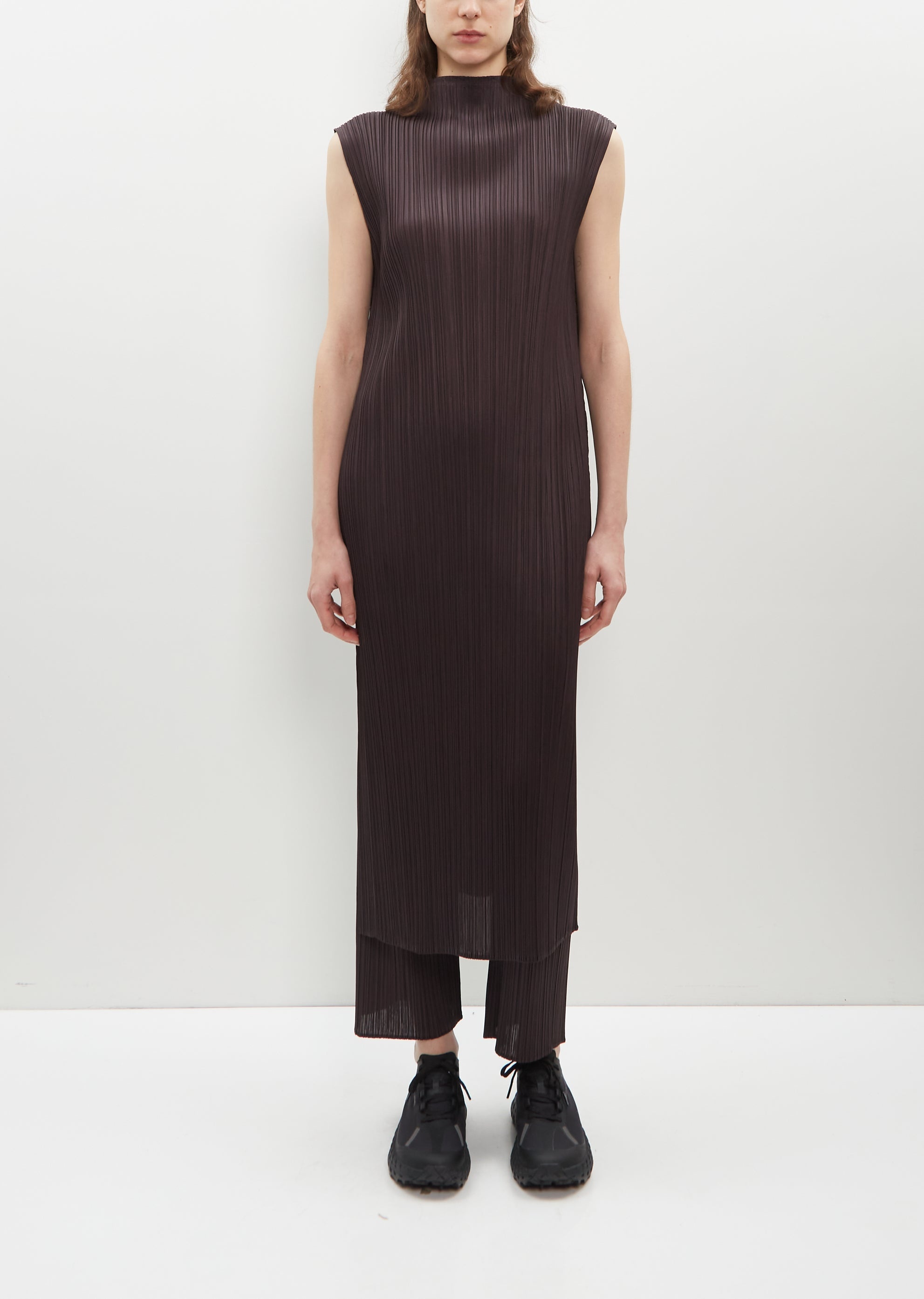 Pleats Please Issey Miyake Essential Pleated Dress | REVERSIBLE