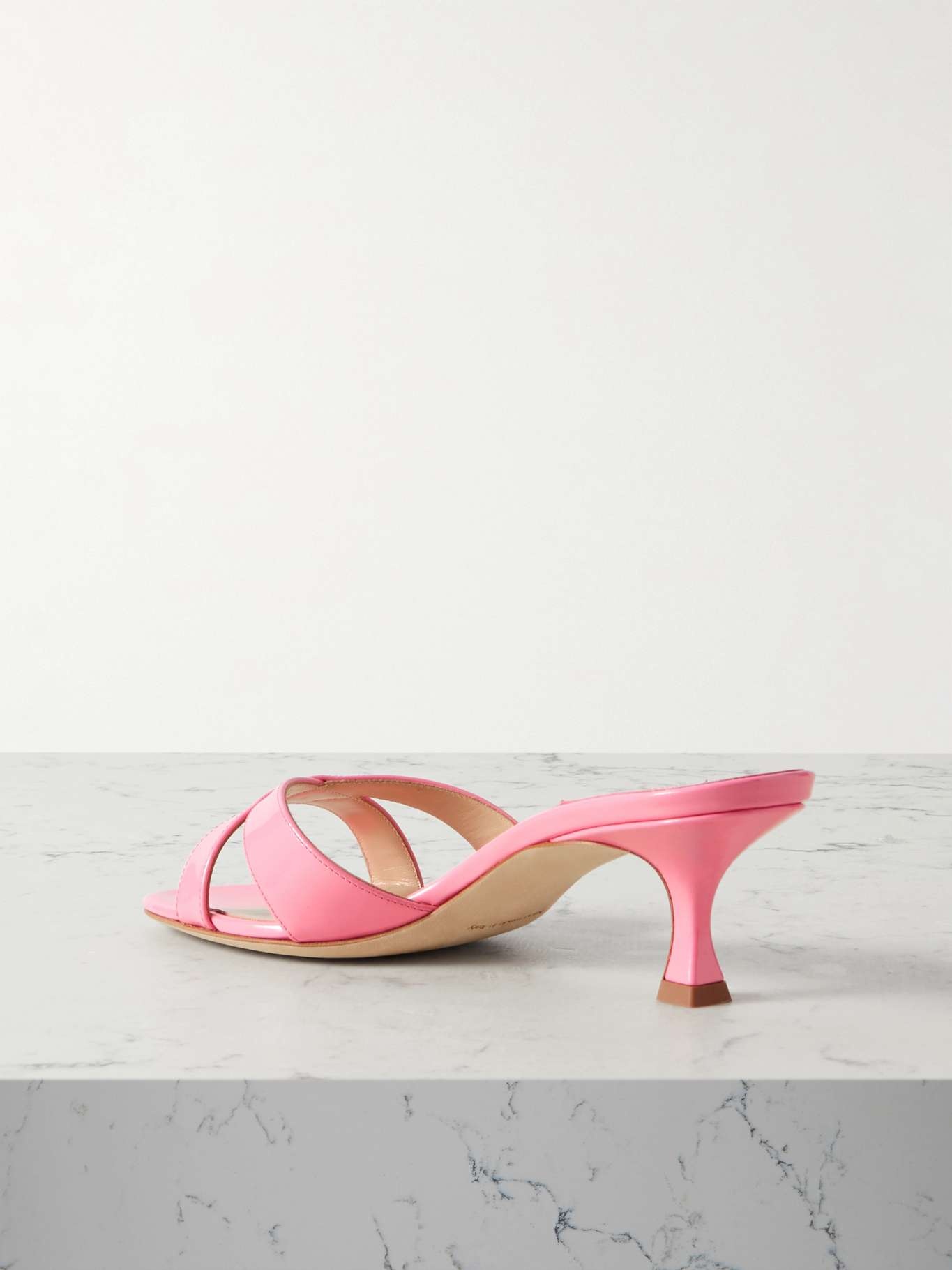 極美品　MANOLO BLAHNIK ピンク ポインテッドトゥヒール 35.5 極美品MANOLO BLAHNIK ピンク ポインテッドトゥヒール 35.5
