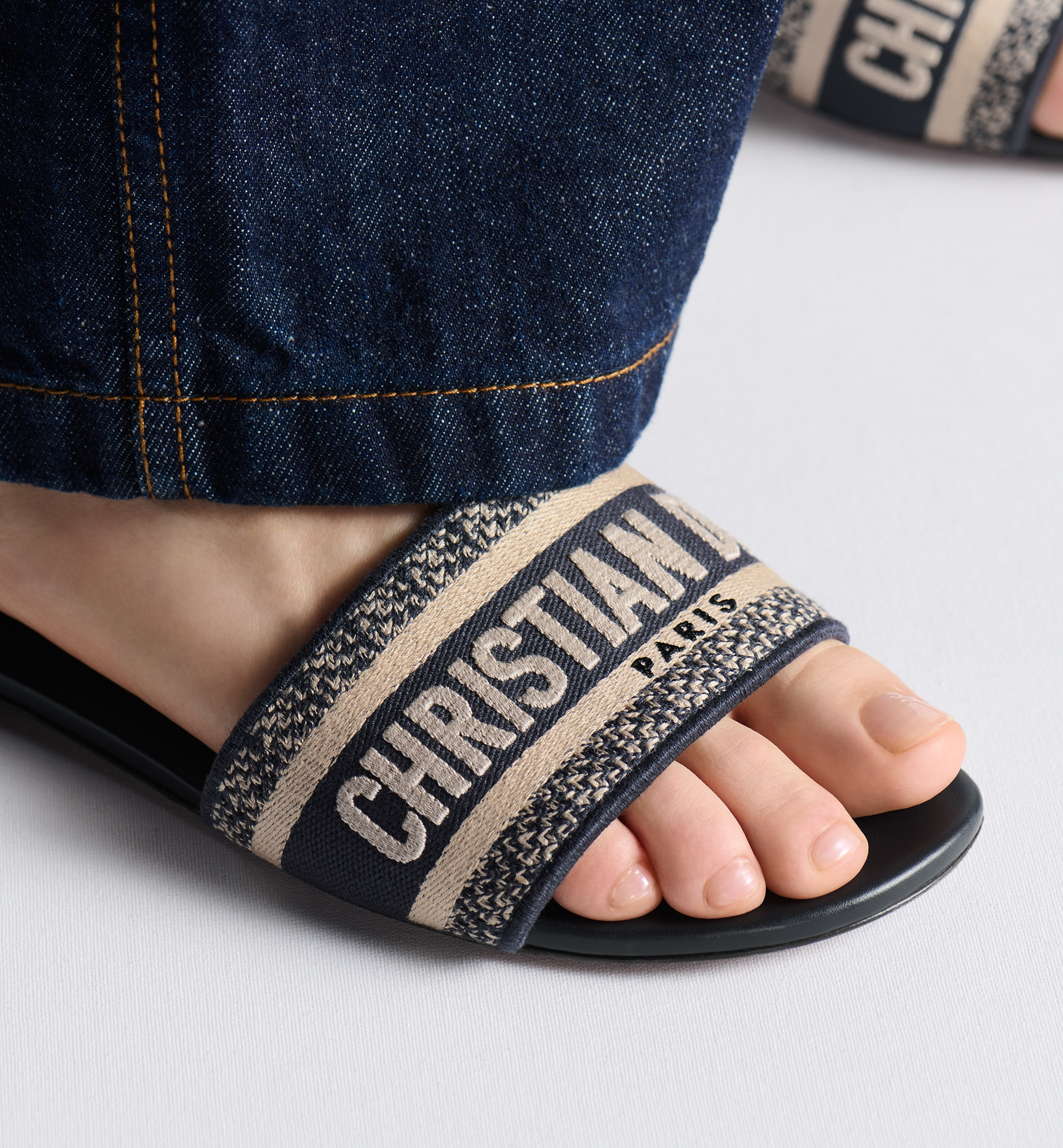 Dior Dway Slide | REVERSIBLE