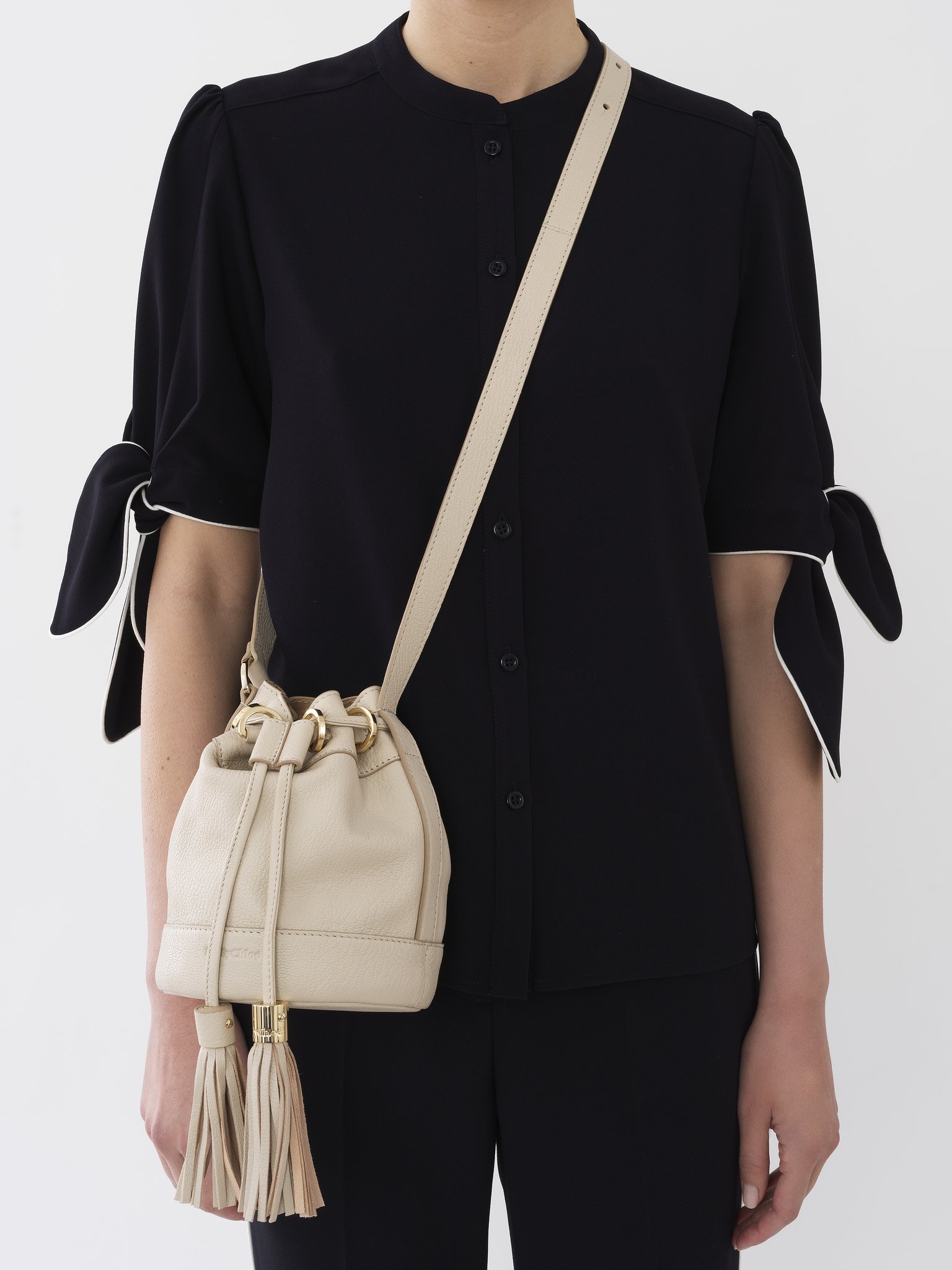 VICKI SMALL BUCKET BAG - 5