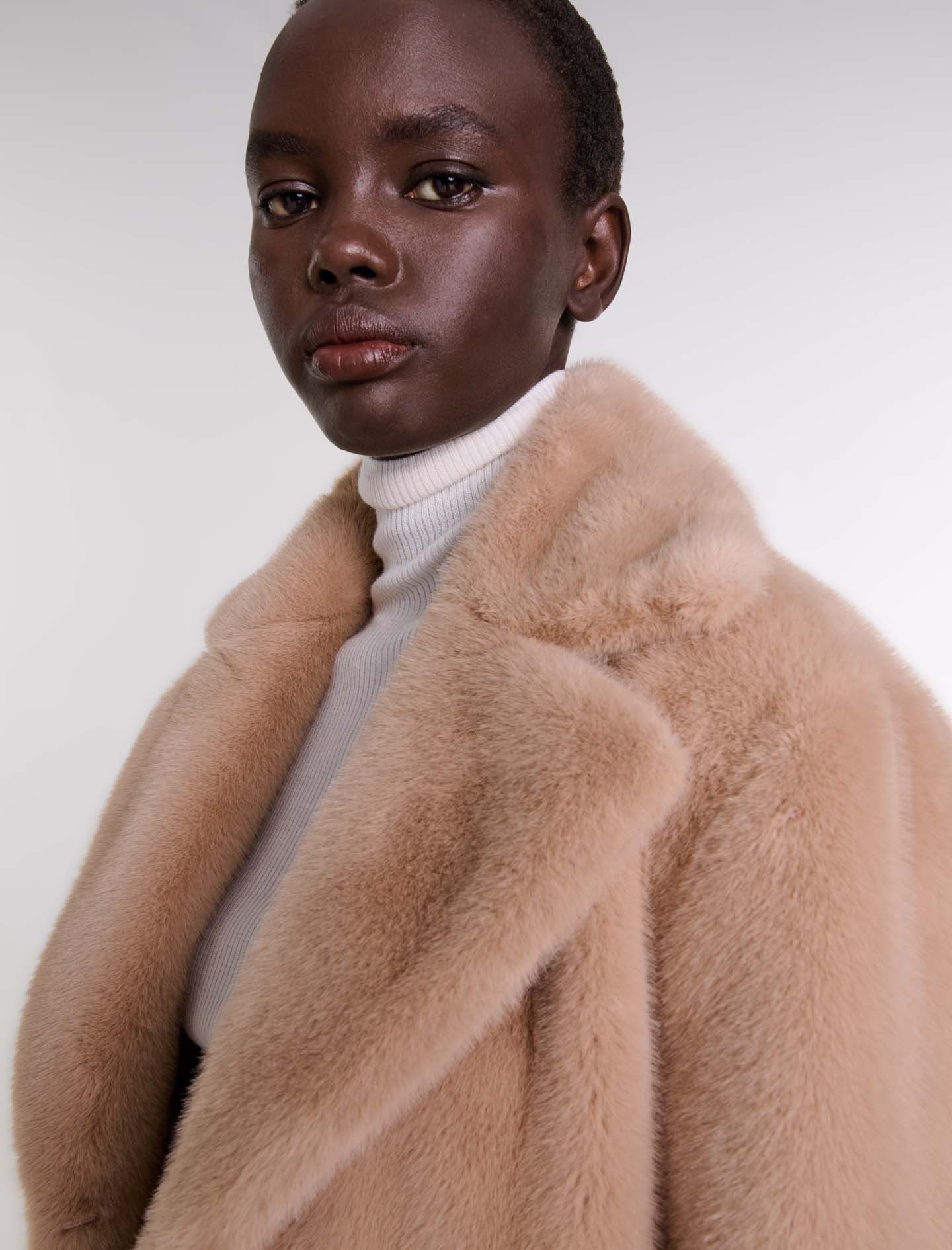 Faux fur coat - 9
