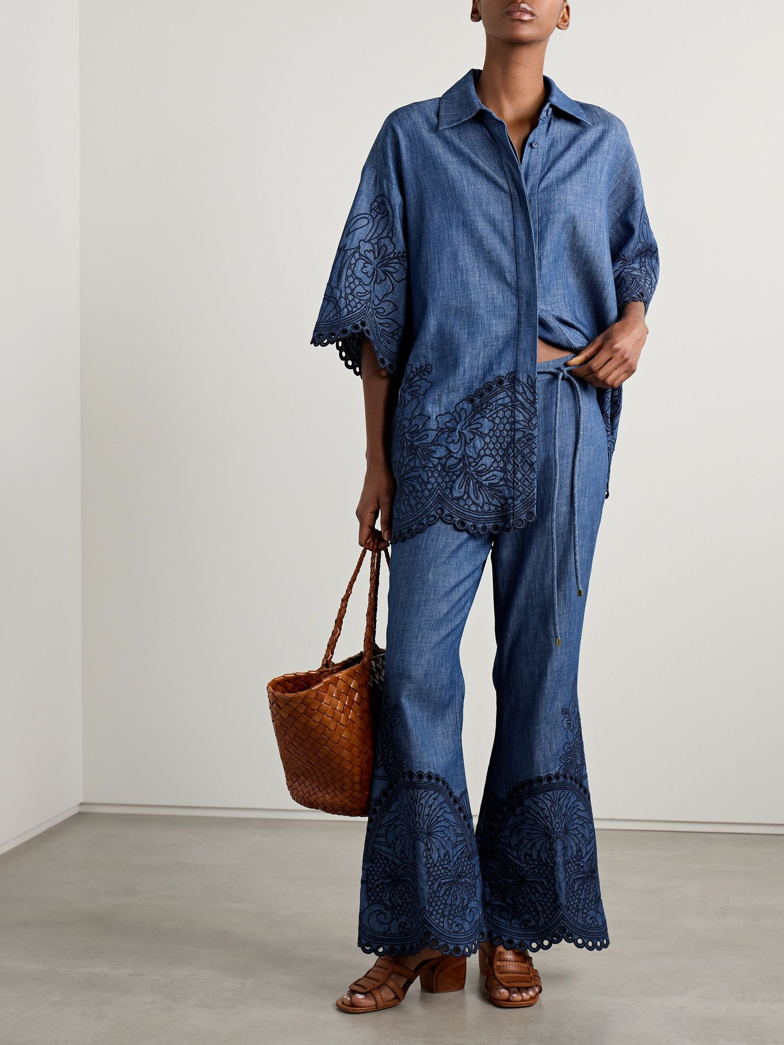Coco belted embroidered cotton-chambray flared pants Blue - 2