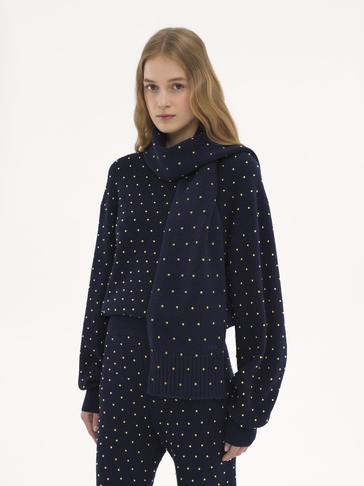 THE CHLOÉ CABOCHON KNIT SCARF IN WOOL & CASHMERE - 4