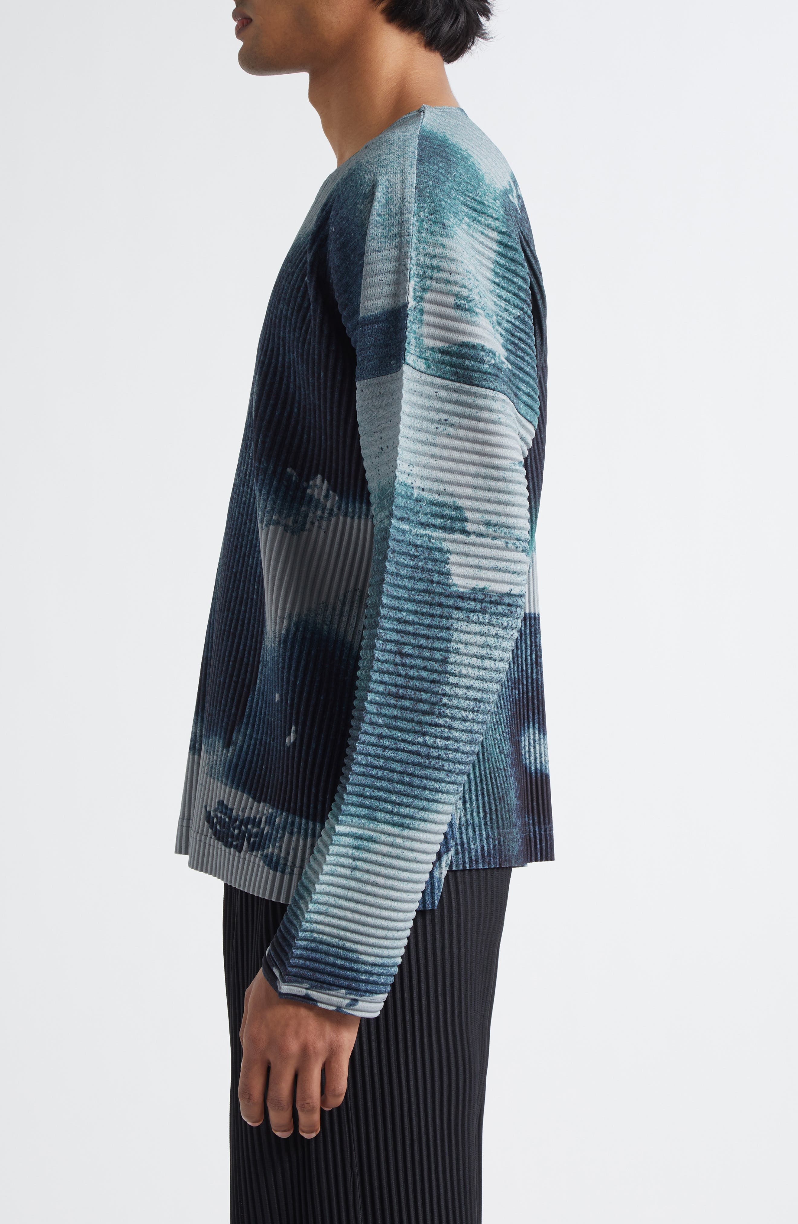 Homme Plissé Issey Miyake Wind Walk Pleated Top in Gray/Teal at Nordstrom - 4