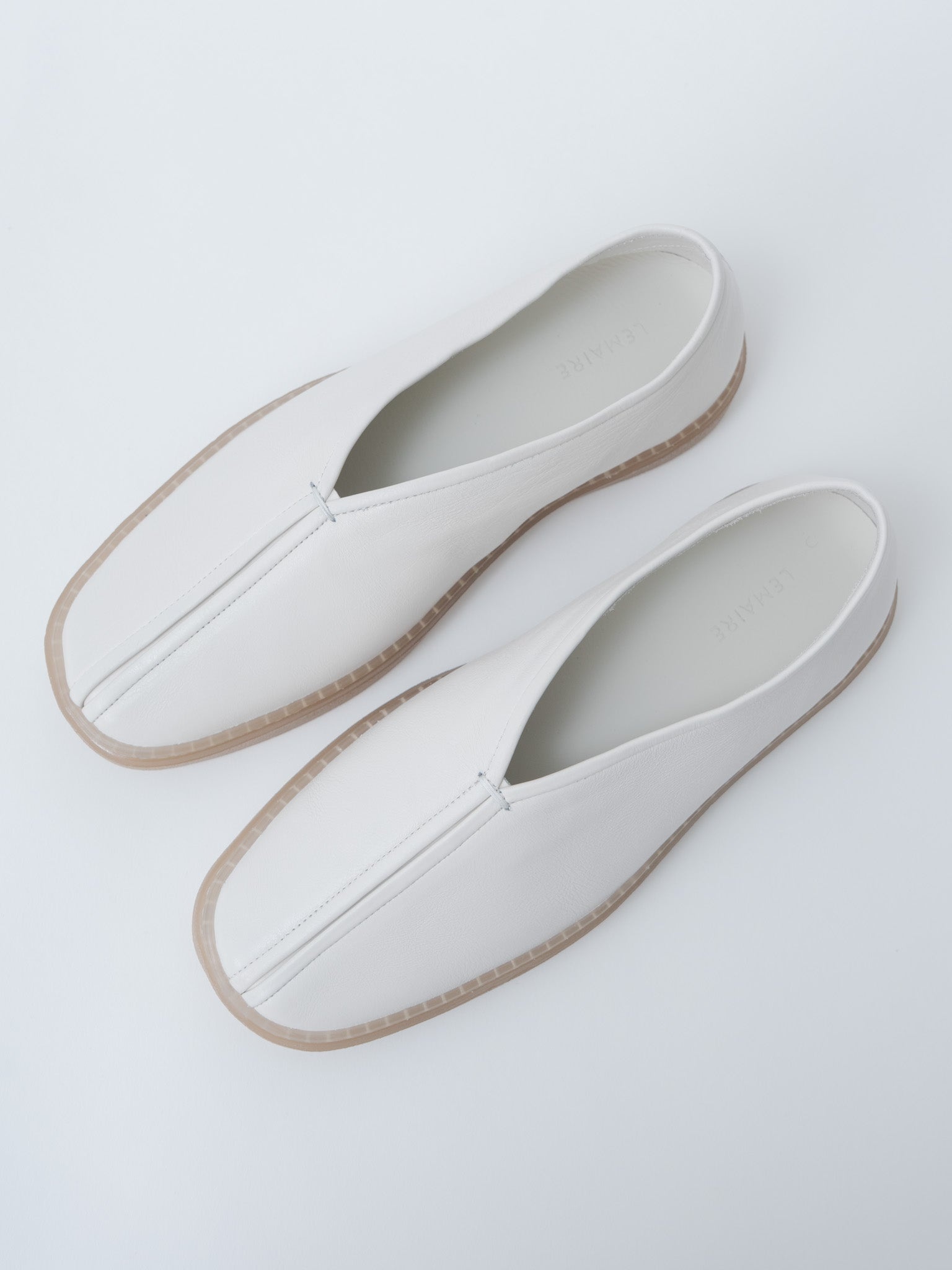 Linoleum Piped Sneakers - White - 8