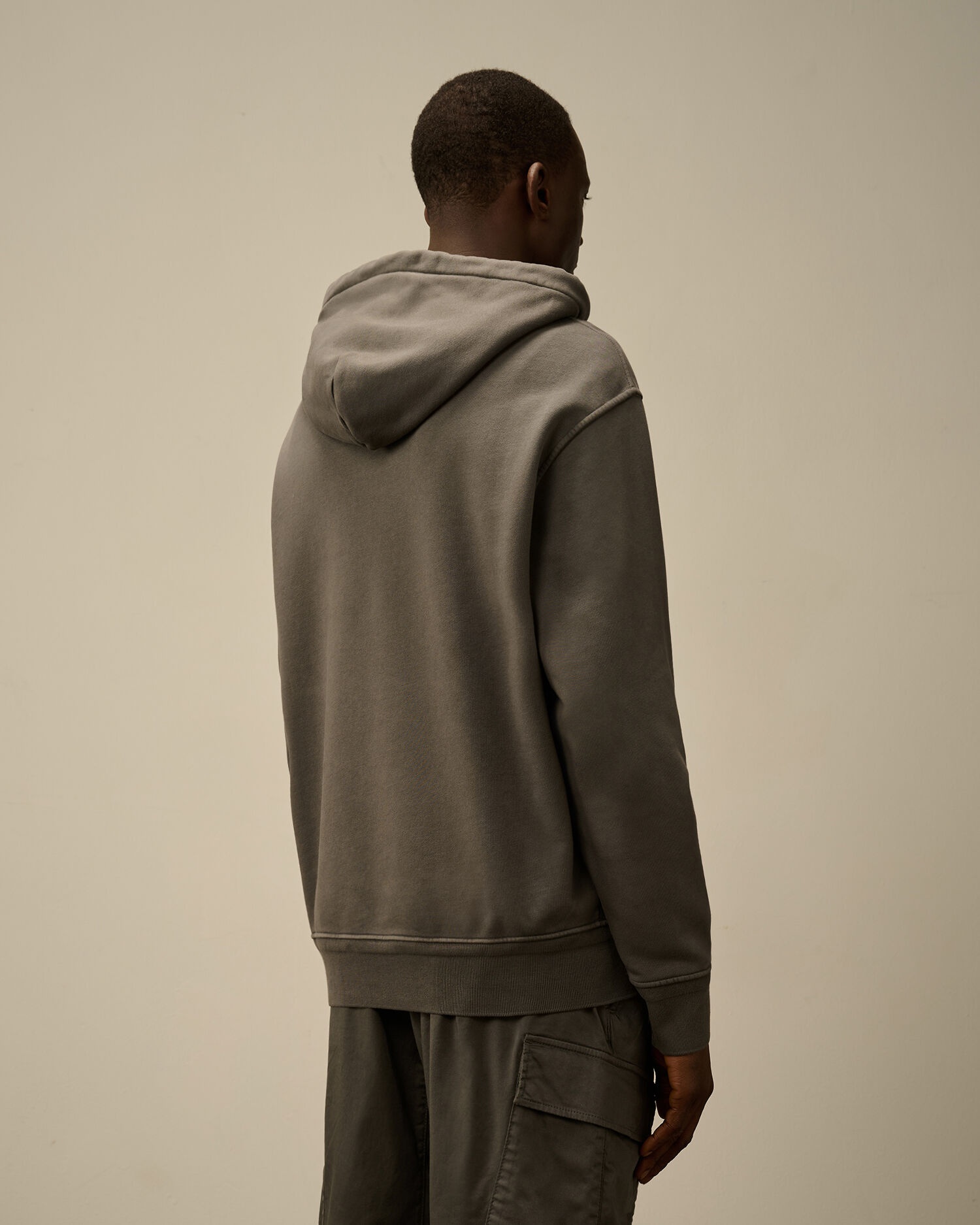 CP COMPANY｜SWEATSHIRTS (Cotton Diagonal Fleece Resist D C.P. Company Cotton Diagonal Fleece Resist Dyed Hooded Logo