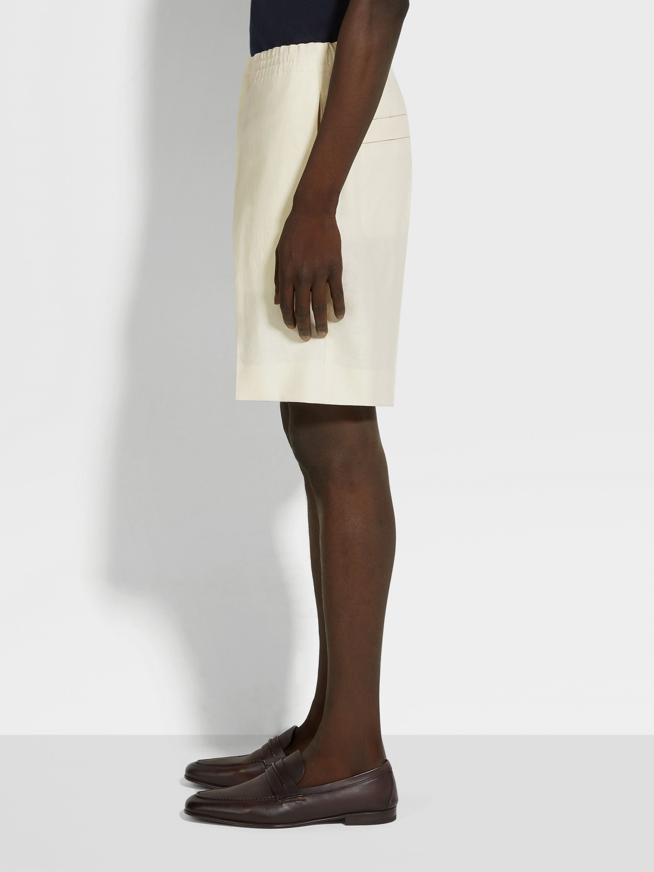 WHITE OASI LINO SHORTS - 4
