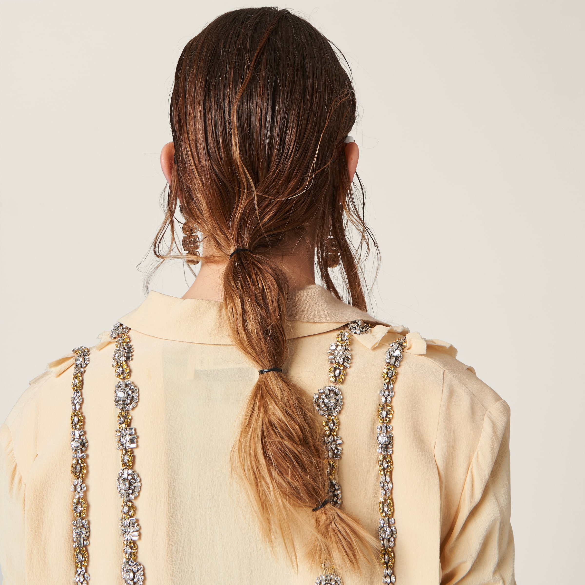 Embroidered marocain mini-dress - 5