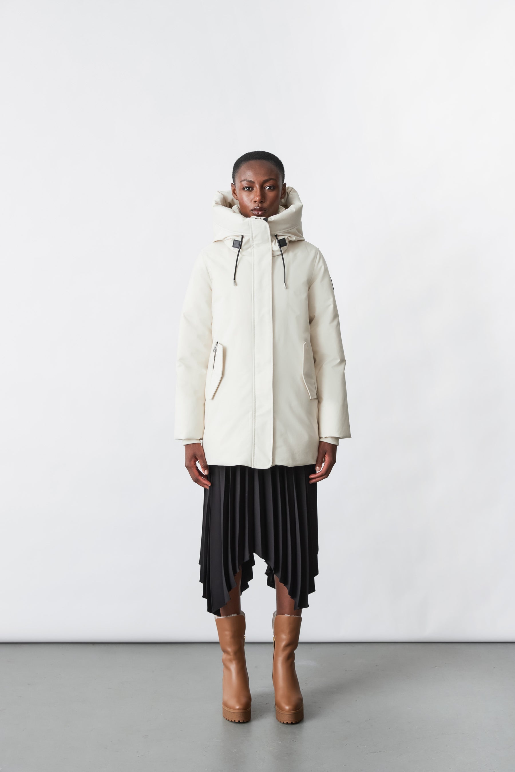 KINSLEE 2-in-1 oversized down parka with bib - 5