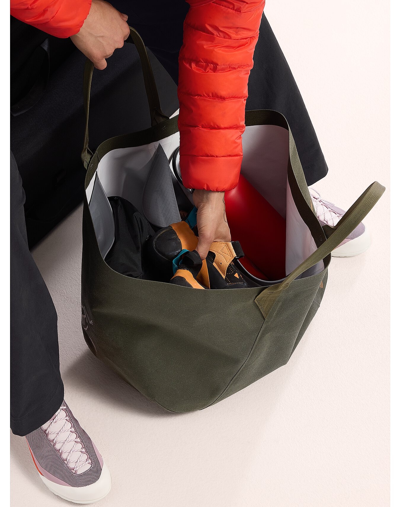 Arc'teryx Carrier 45 Gear Tote | REVERSIBLE