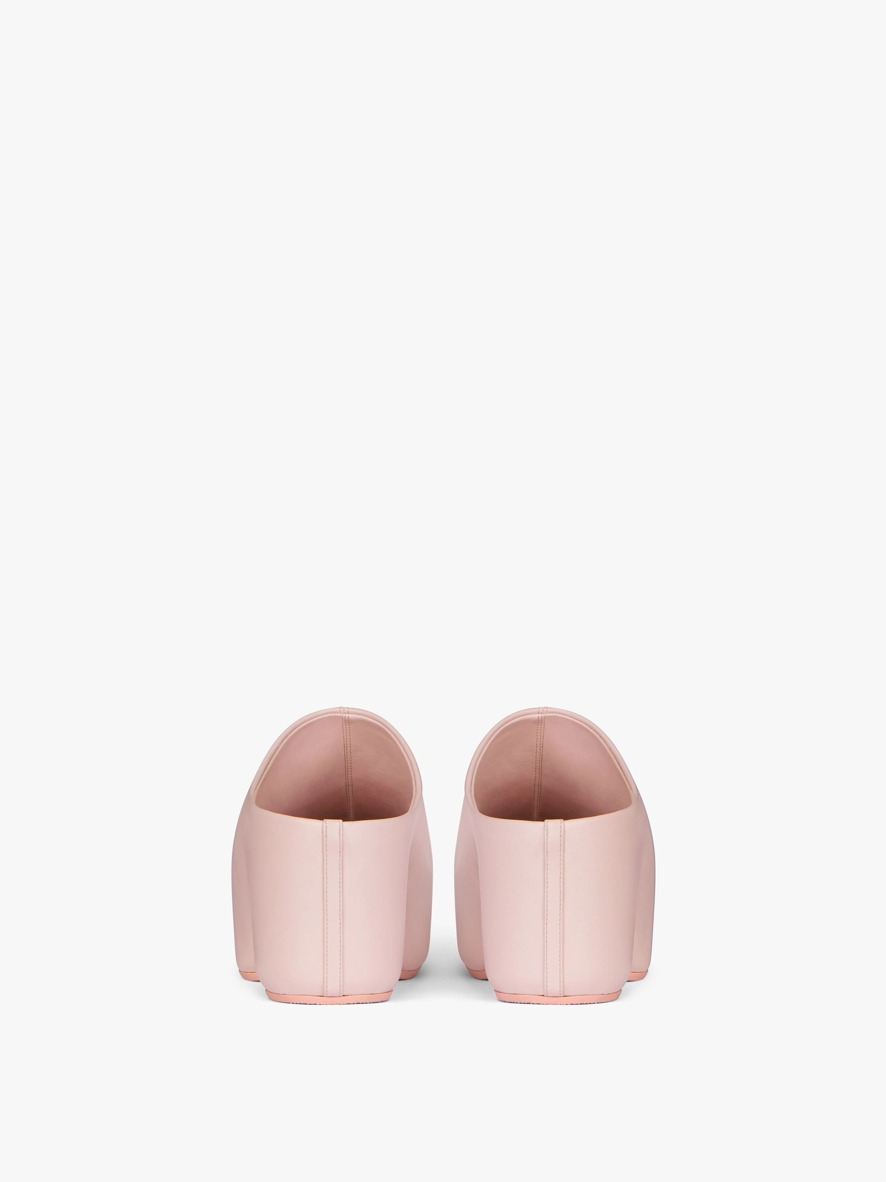 サンダル・ミュール Givenchy Pastel pink leather G Clog mules Givenchy Givenchy Women Pastel Pink Leather G Clog Mules