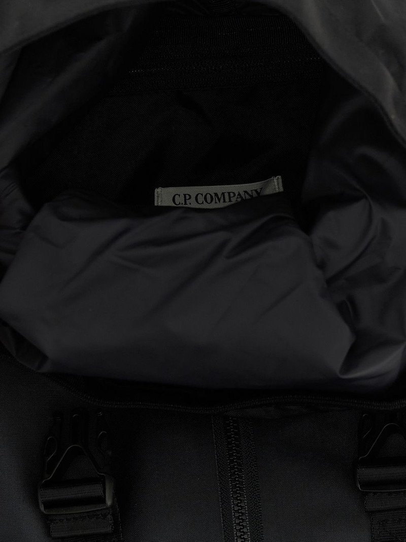 Metropolis series foldable backpack 4