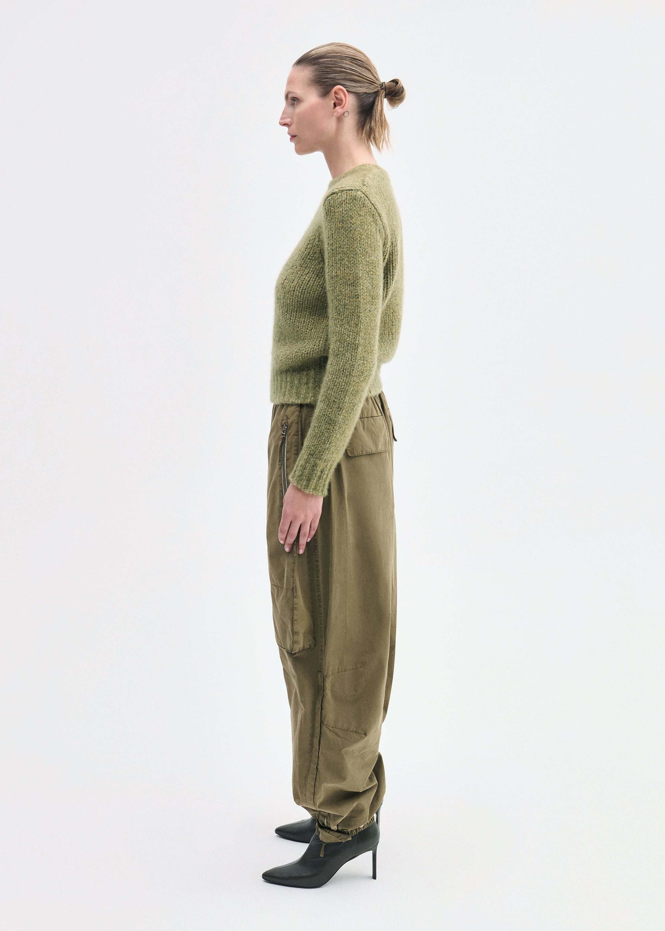 Fitted Crew Sweater in Cashmere Silk - 4