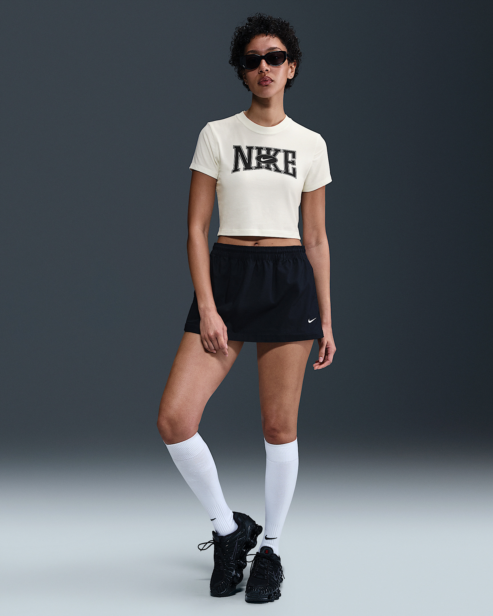 Nike Sportswear Women's Slim Cropped T-Shirt - 4