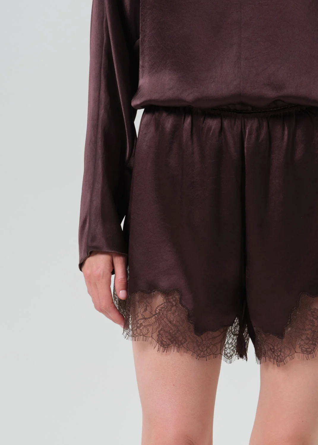 Lace Trimmed Tap Short In Espresso - 1