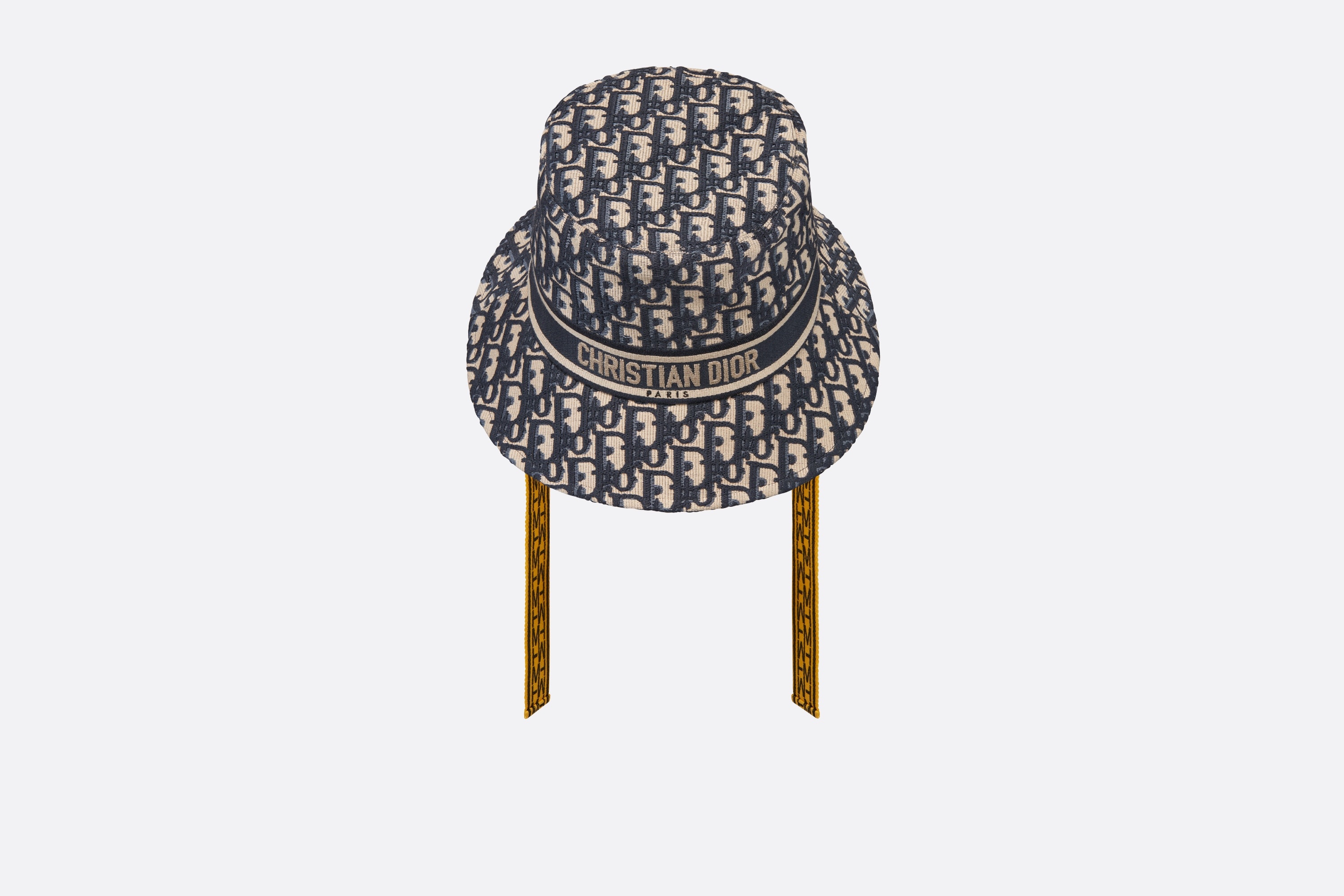 D-Oblique THEBE MAGUGU AND CTAOP Small Brim Bucket Hat - 3