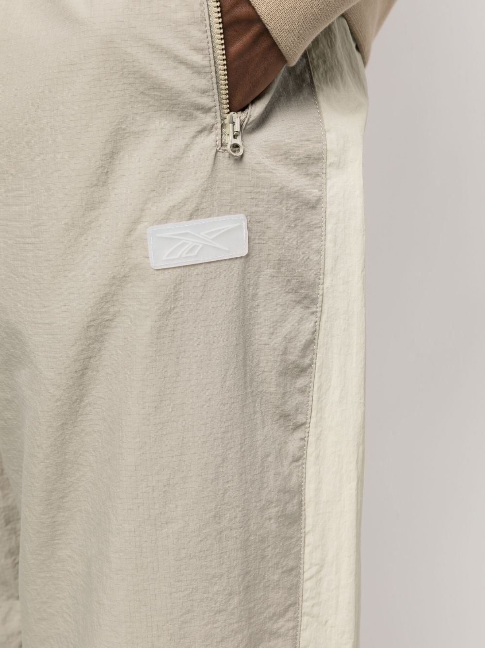 elasticated-waist ripstop track pants - 5