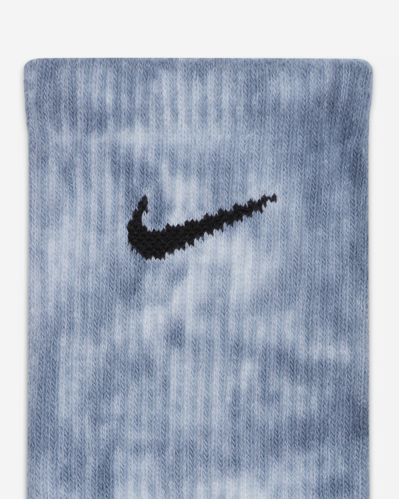 Nike Everyday Plus Cushioned Tie-Dye Crew Socks (2 Pairs) 4