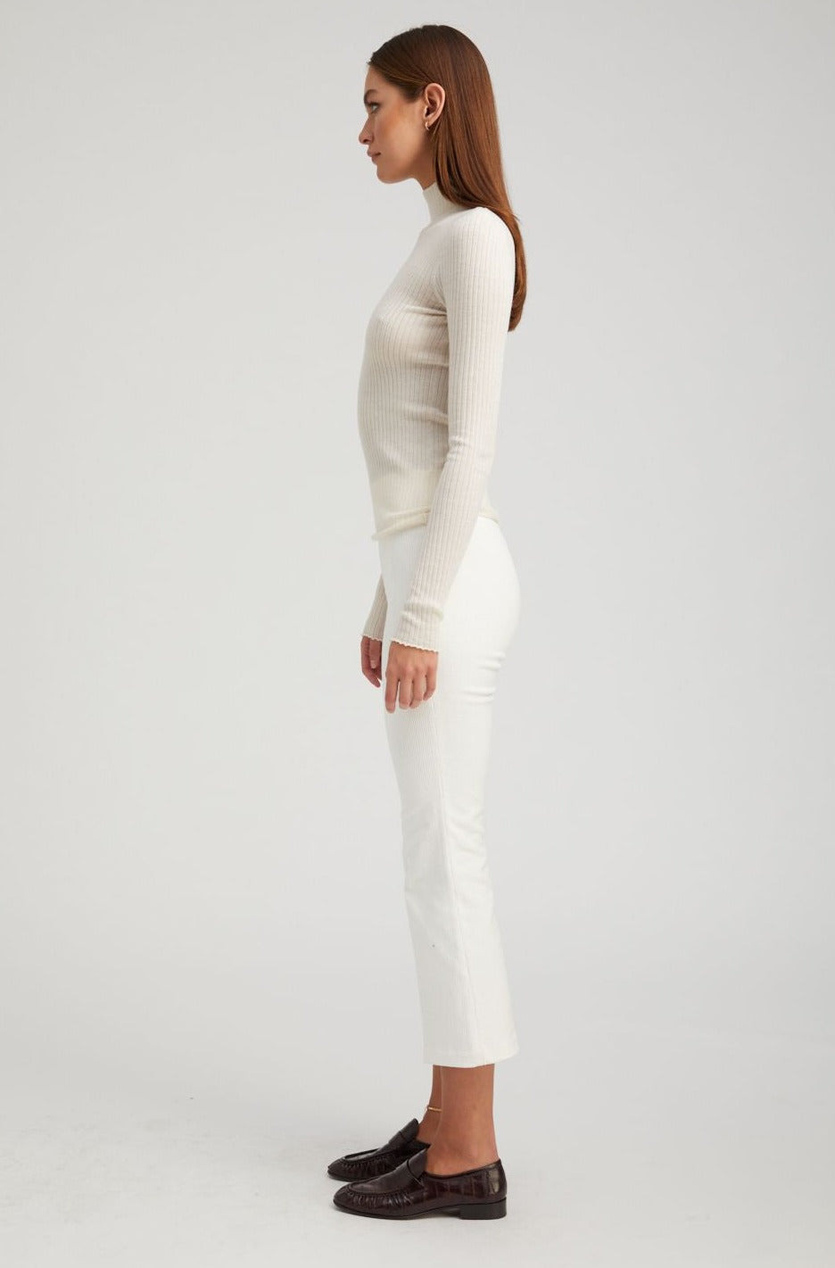WHITE CORDUROY CROP FLARE PANTS - 3