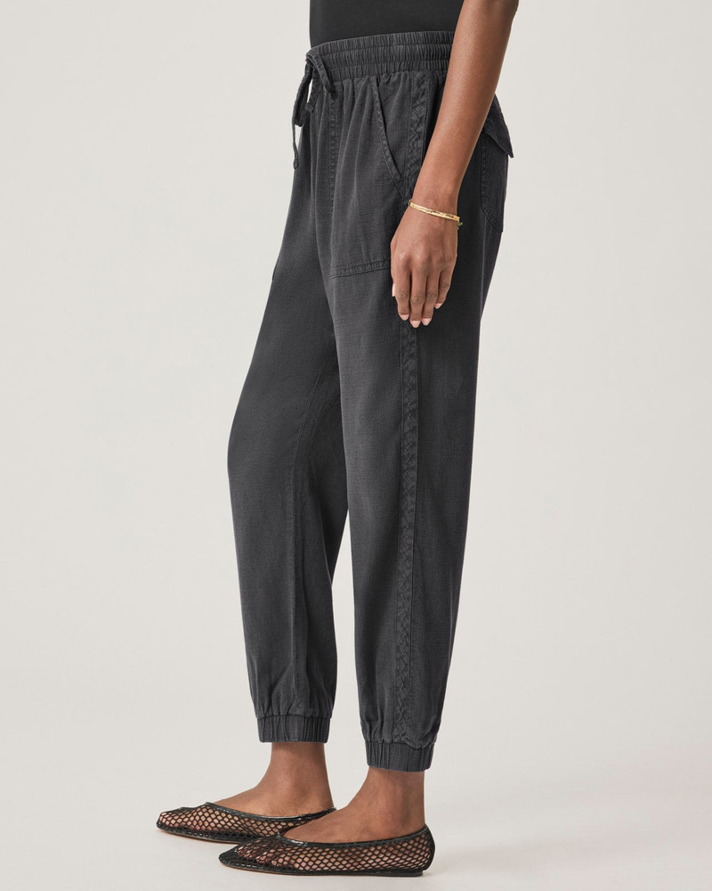 Lakeside Jogger 3