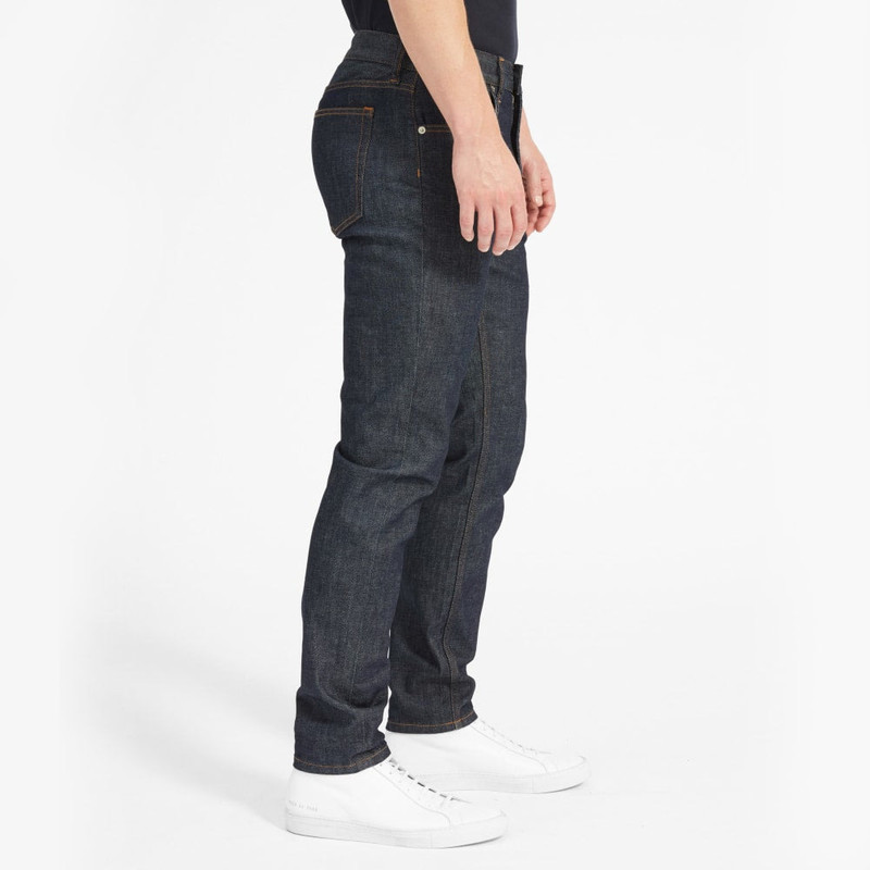 THE ATHLETIC FIT JEAN 5