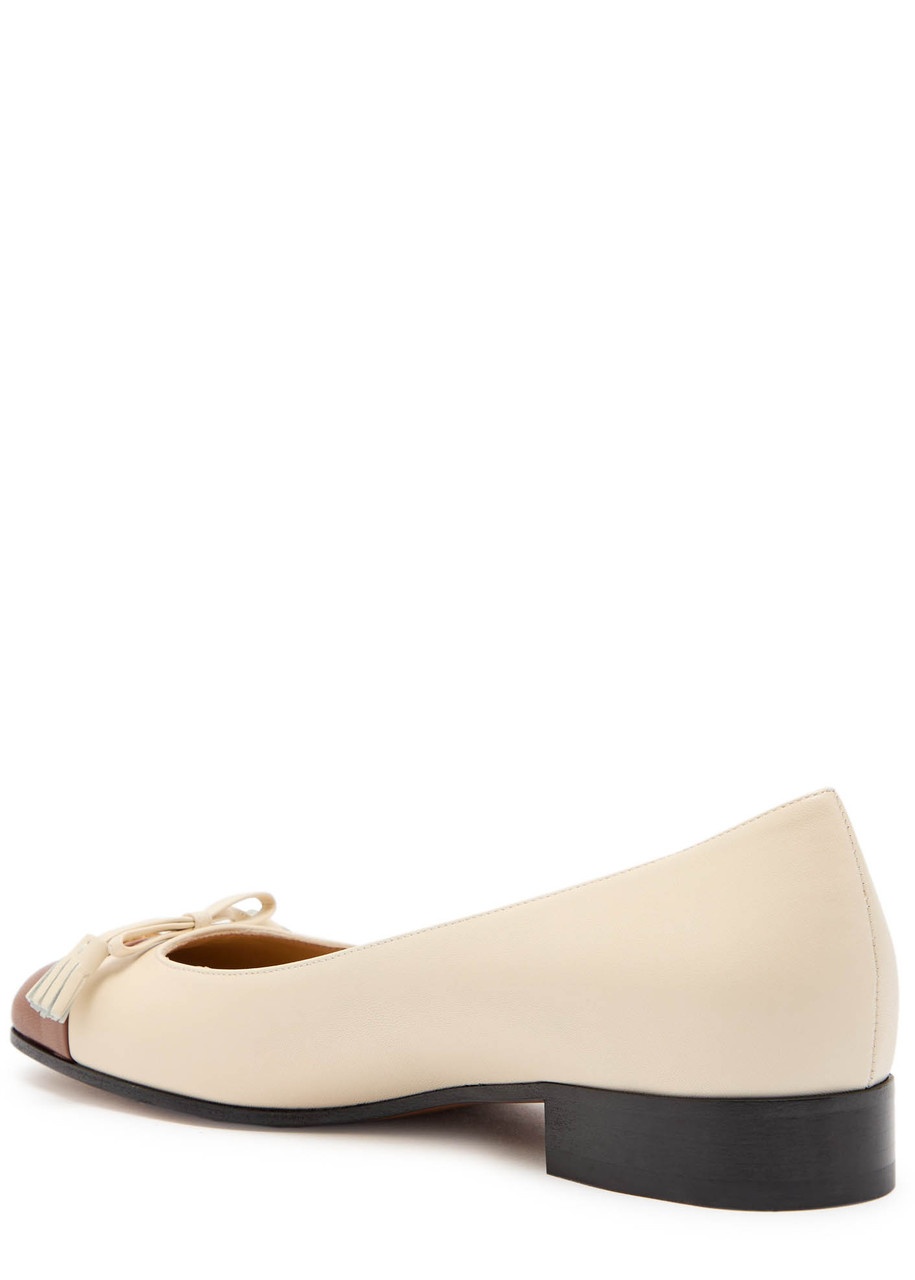 Valentino Valet Du Roi 20 Leather Pumps - 2