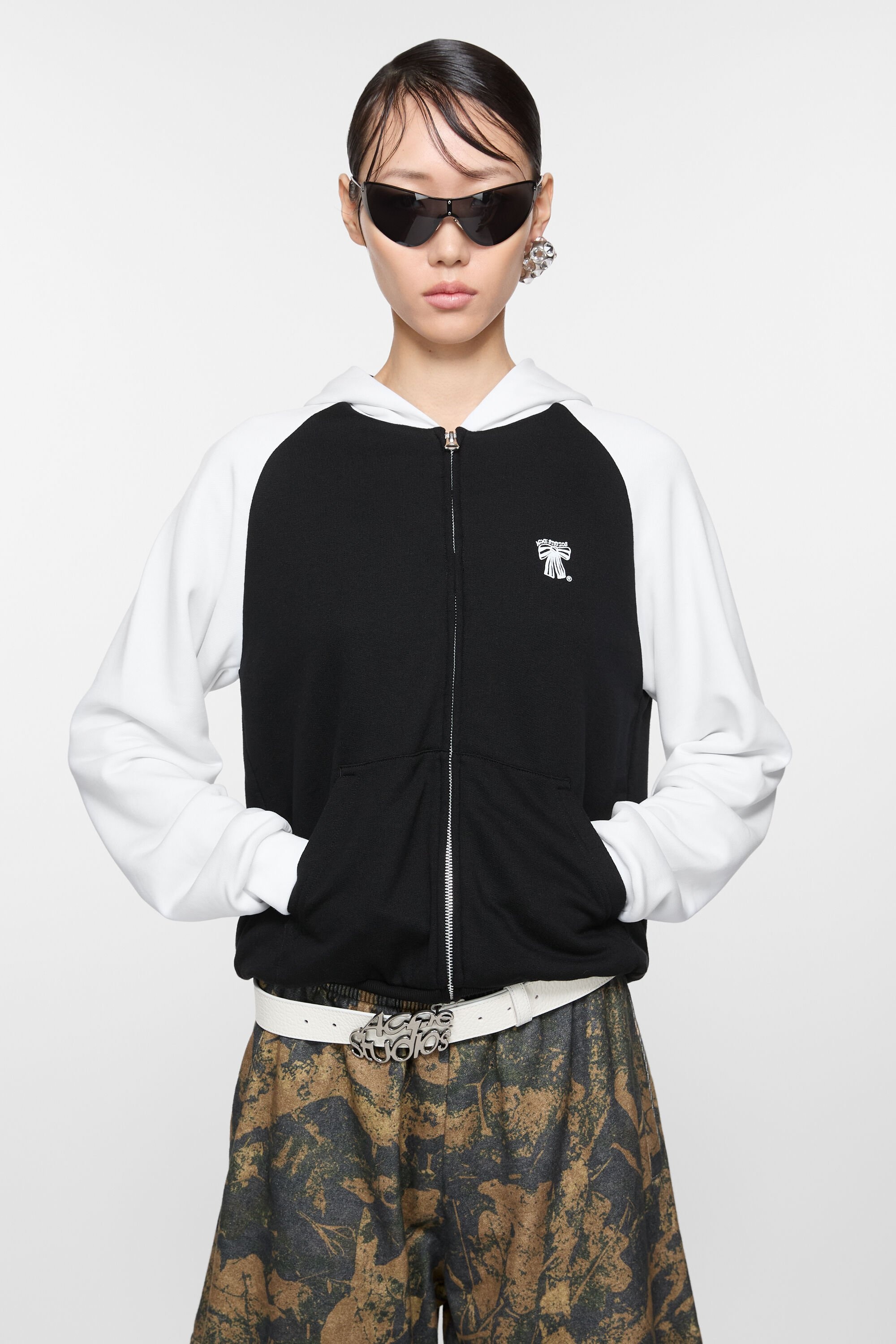 Hooded zipper sweater - Black - 2