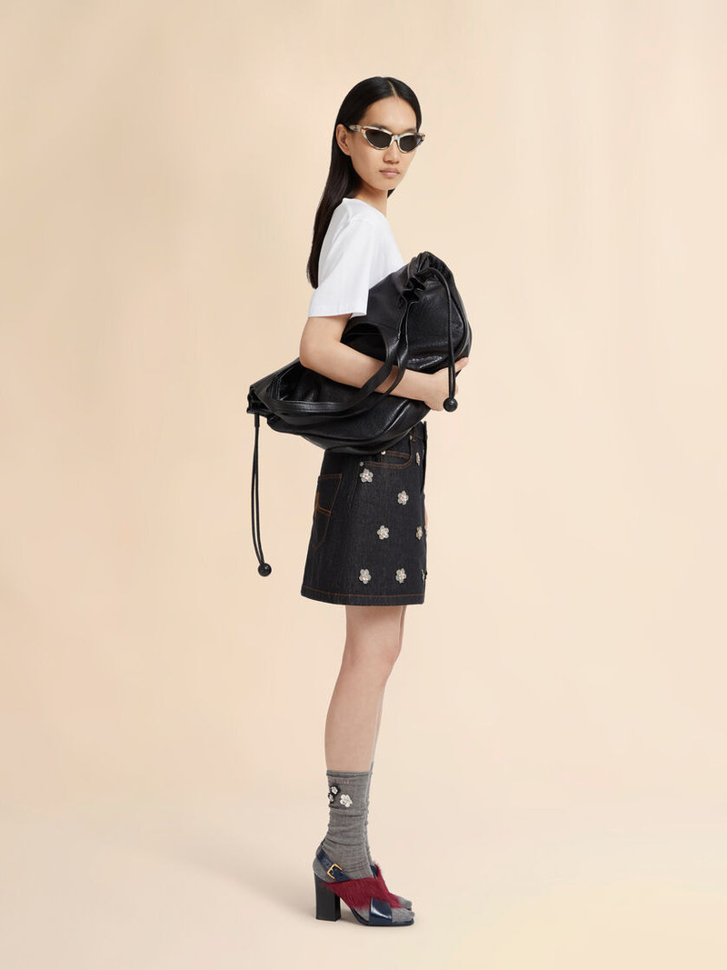 BLACK DENIM SKIRT WITH DAISY APPLIQUÉS 5