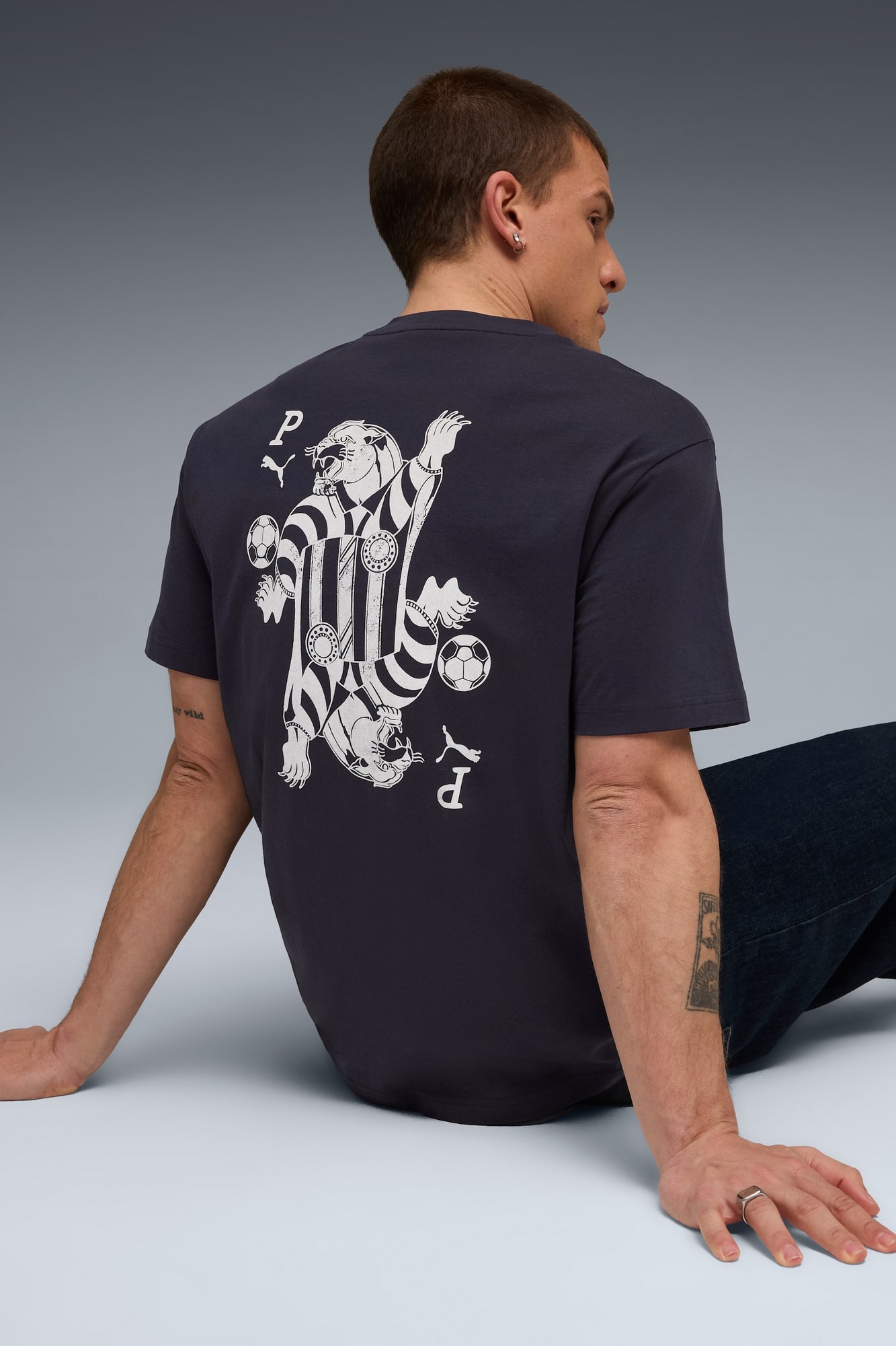 Graphic Card Play Tee Men - 4