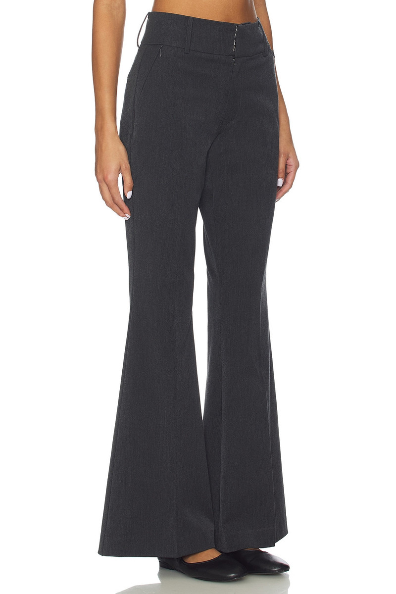 GOOD AMERICAN Essential Suiting Flare Trousers outlook