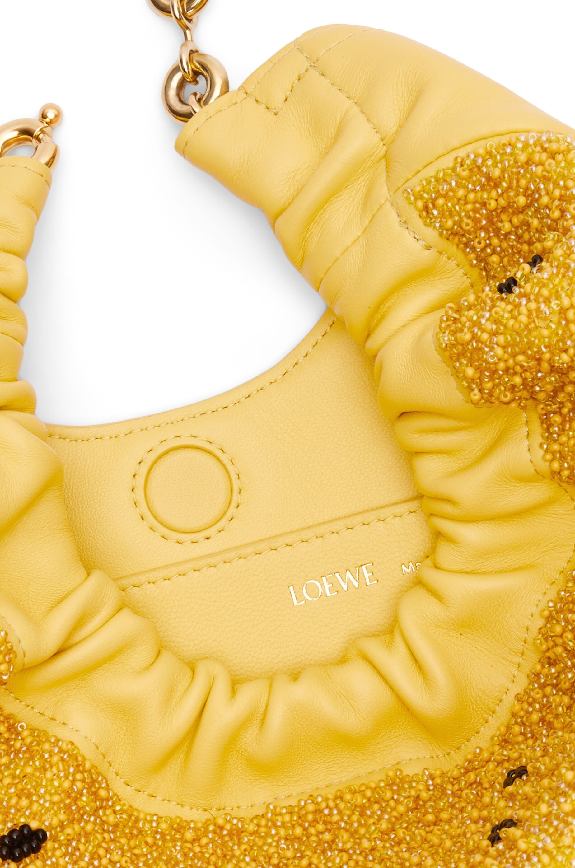 Mini Squeeze bag in beaded leather - 9