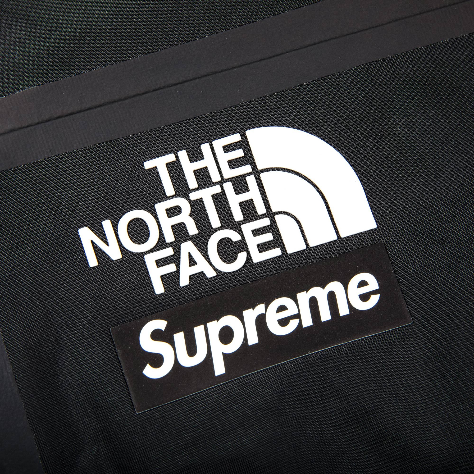 Supreme x The North Face Summit Series Outer Tape Seam Mountain Pant 'Black' - 3