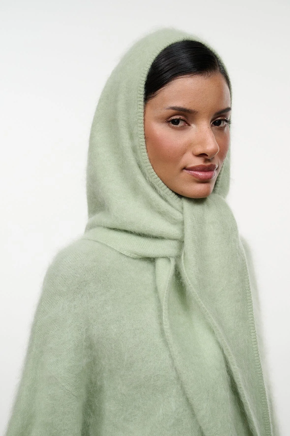 STAUD CASHMERE HOOD SCARF SPEARMINT - 1