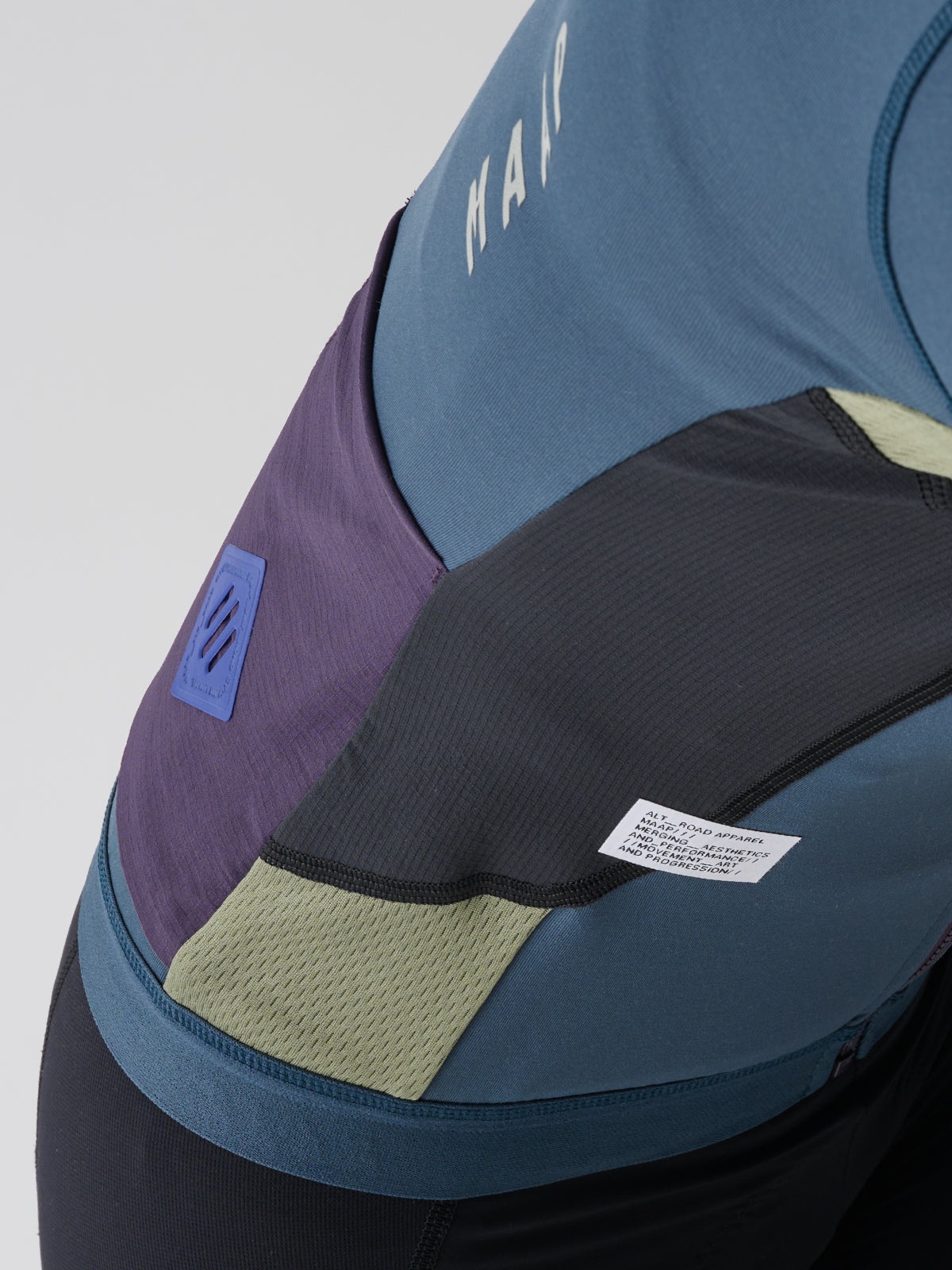 Women's Alt_Road™ LS Jersey - 6