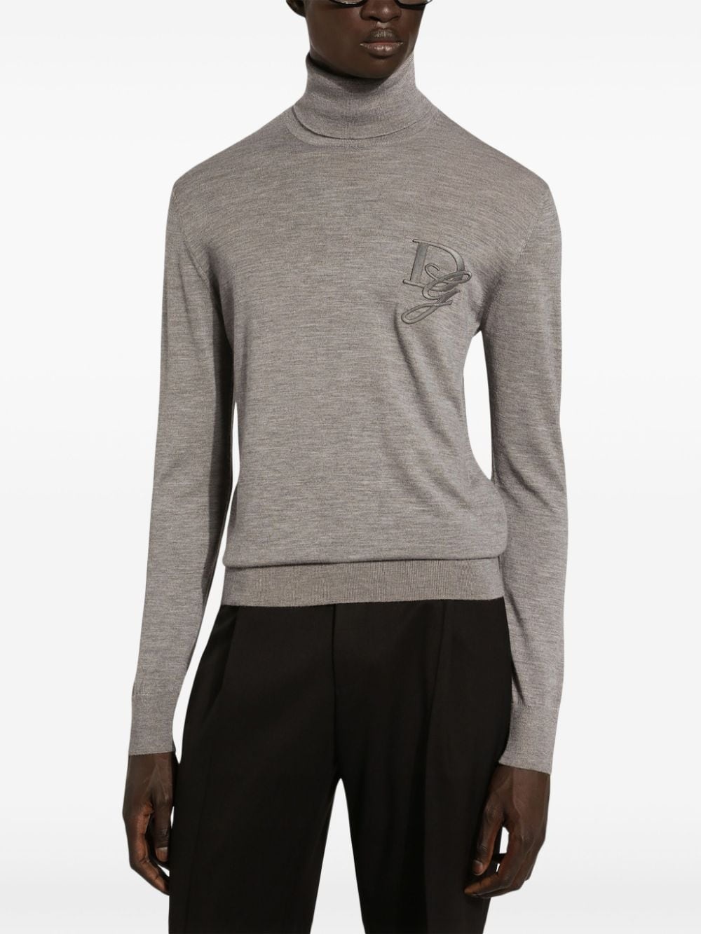 logo-embroidered cashmere turtleneck - 5