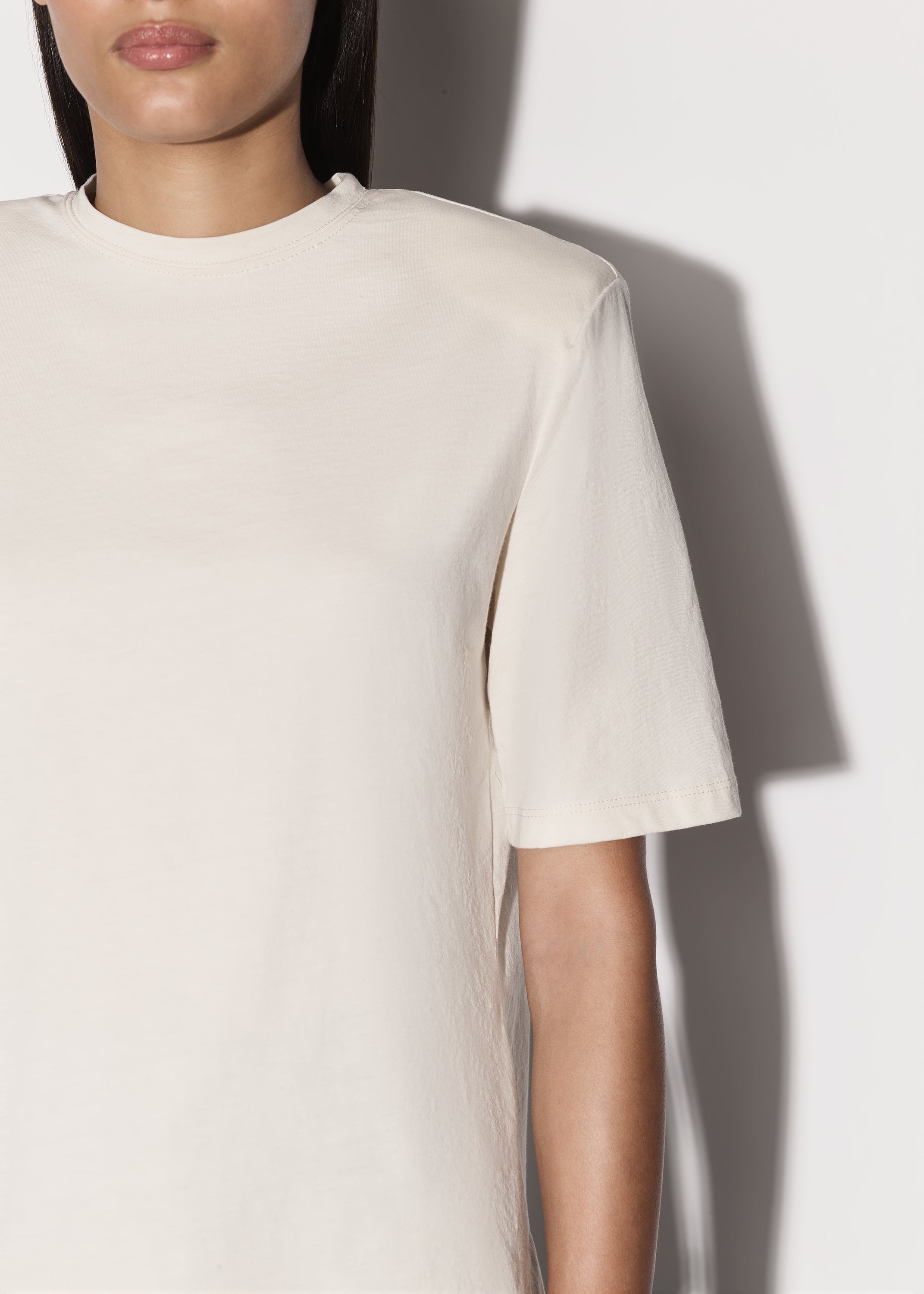 STRONG SHOULDER TEE - 6