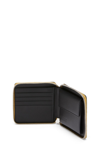 Loewe Square zip wallet in calfskin outlook